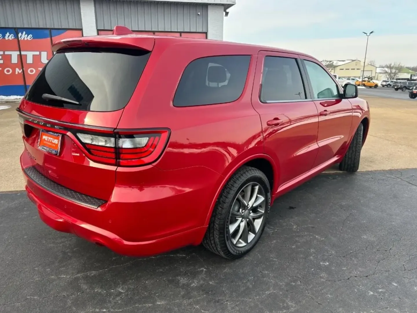 2015 /Black Leather Dodge Durango SXT (1C4RDJAG4FC) with an 3.6L V6 24V VVT Flex Fuel engine, Automatic transmission, located at 970 Woodlawn Dr., Farmington, MO, 63640, (573) 431-7800, 37.825642, -90.468674 - Are you ready for adventures with your family or an exhilarating weekend getaway? The 2015 Dodge Durango SXT is the perfect SUV to elevate your lifestyle and make every journey memorable. With its striking Redline 2 Coat Pearl exterior and spacious interior, this pre-owned vehicle is designed for co - Photo#2