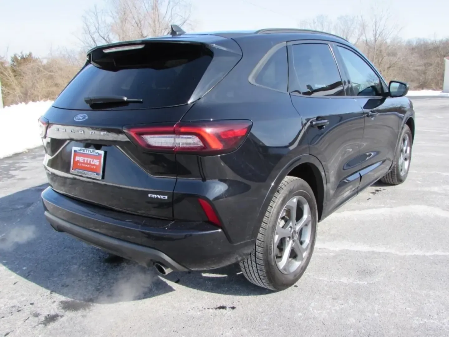 2023 /Ebony Ford Escape ST-Line (1FMCU9MN4PU) with an 1.5L L3 engine, Automatic transmission, located at 12836 Highway 21, De Soto, MO, 63020, (636) 337-7777, 38.151867, -90.575615 - **Unleash Your Adventurous Spirit with the 2023 Ford Escape ST-Line!**<br /> <br /> Are you ready to elevate your daily commute and weekend adventures? The 2023 Ford Escape ST-Line is your perfect companion, offering a blend of style, comfort, and practicality for anyone seeking an exciting lifestyl - Photo#6