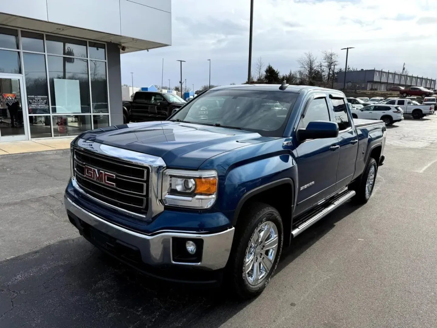 2015 /Black GMC Sierra 1500 SLE (1GTV2UECXFZ) with an Other engine, Automatic transmission, located at 12836 Highway 21, De Soto, MO, 63020, (636) 337-7777, 38.151867, -90.575615 - **Unleash Your Adventurous Spirit with the 2015 GMC Sierra 1500 Perfect for Weekend Warriors and Daily Commuters Alike!**<br /> <br /> Are you ready to elevate your driving experience? The 2015 GMC Sierra 1500 is more than just a truck; it's your ticket to adventure, family outings, and stress-free - Photo#31