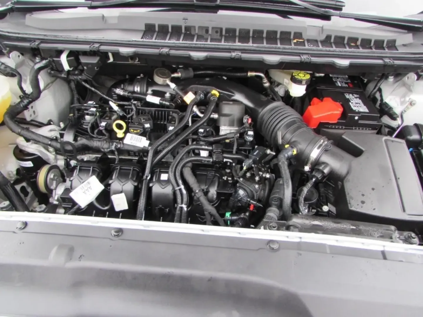 2024 /Ebony Ford Edge ST Line (2FMPK4J91RB) with an 2.0L L4 DOHC 16V engine, Automatic transmission, located at 12836 Highway 21, De Soto, MO, 63020, (636) 337-7777, 38.151867, -90.575615 - Unlock your next adventure with this stunning 2024 Ford Edge, available now at Pettus Ford De Soto, your trusted OEM dealership located at 12836 Missouri Hwy 21, De Soto, MO 63020. Whether you're navigating the daily grind of long commutes or planning weekend getaways with family and friends, this v - Photo#8