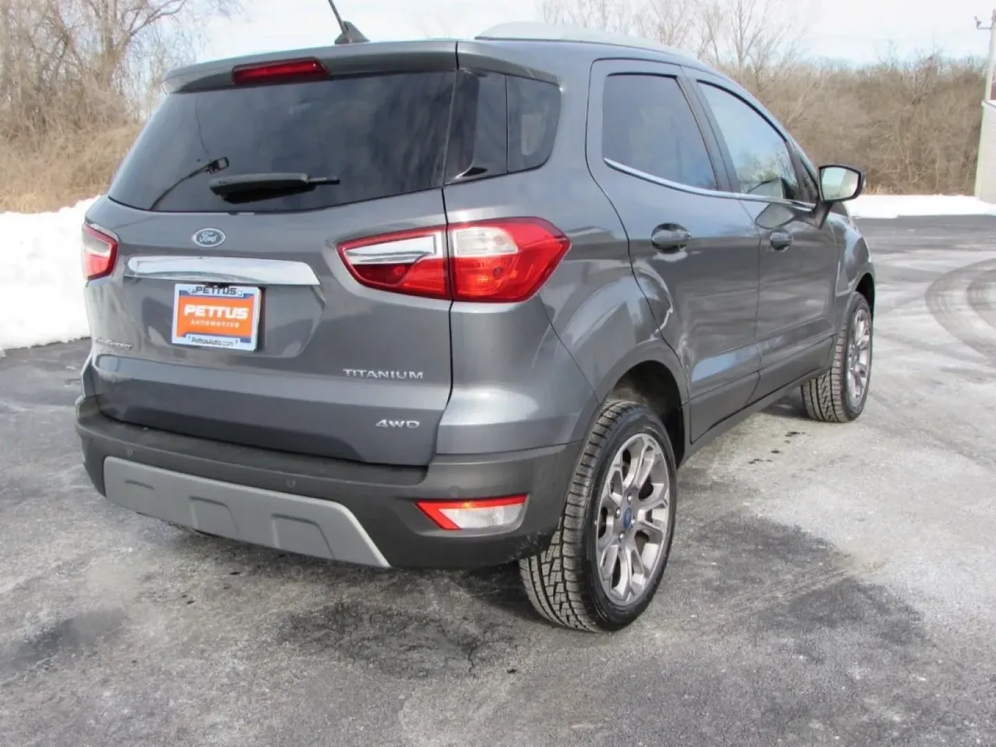 2018 /Ebony Black Ford EcoSport Titanium (MAJ6P1WL6JC) with an 2.0L L4 DOHC 16V engine, Automatic transmission, located at 12836 Highway 21, De Soto, MO, 63020, (636) 337-7777, 38.151867, -90.575615 - **Adventure Awaits with the 2018 Ford EcoSport Titanium!** <br /> <br /> Are you ready to elevate your lifestyle and embrace your adventurous spirit? Look no further than the 2018 Ford EcoSport Titanium, the perfect companion for weekend getaways, family outings, and urban explorations. With its rob - Photo#6