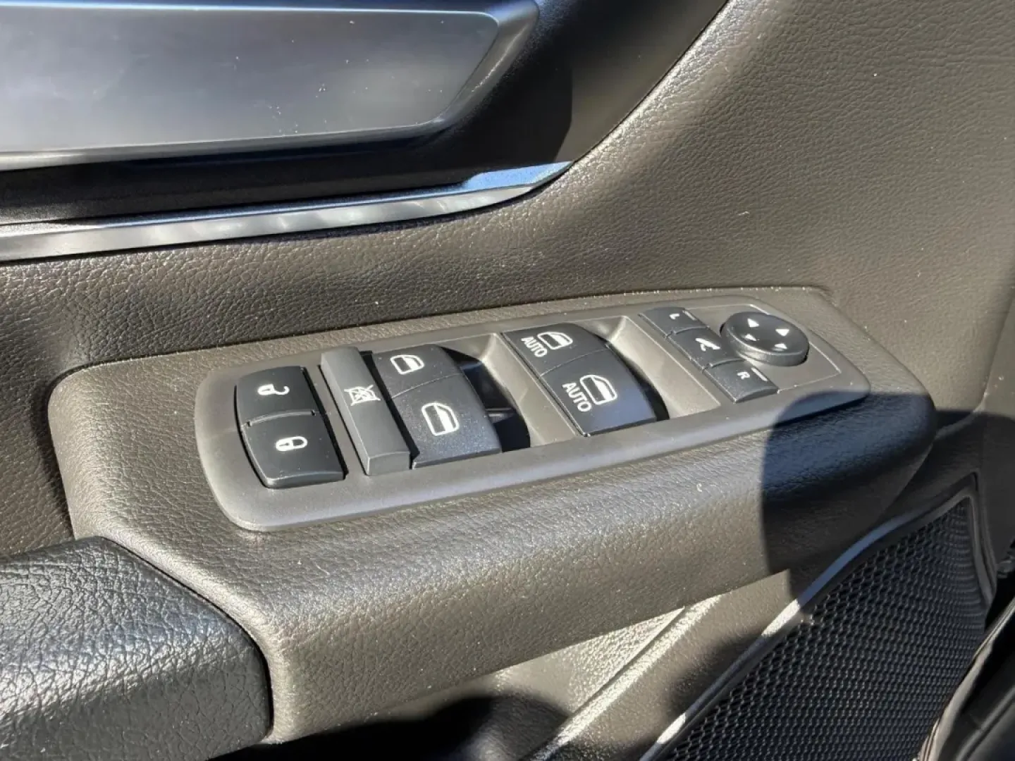 2019 /Diesel Gray/Black Cloth Ram 1500 Big Horn/Lone Star (1C6RRFFG5KN) with an 3.6L V6 24V VVT eTorque UPG I engine, Automatic transmission, located at 970 Woodlawn Dr., Farmington, MO, 63640, (573) 431-7800, 37.825642, -90.468674 - **Discover Your Next Adventure with the 2019 Ram 1500 Big Horn/Lone Star at Pettus CDJR Farmington!**<br /> <br /> Are you ready to elevate your weekend adventures or tackle your daily commutes with ease? Look no further than this stunning 2019 Ram 1500 Big Horn/Lone Star, available now at Pettus CD - Photo#17