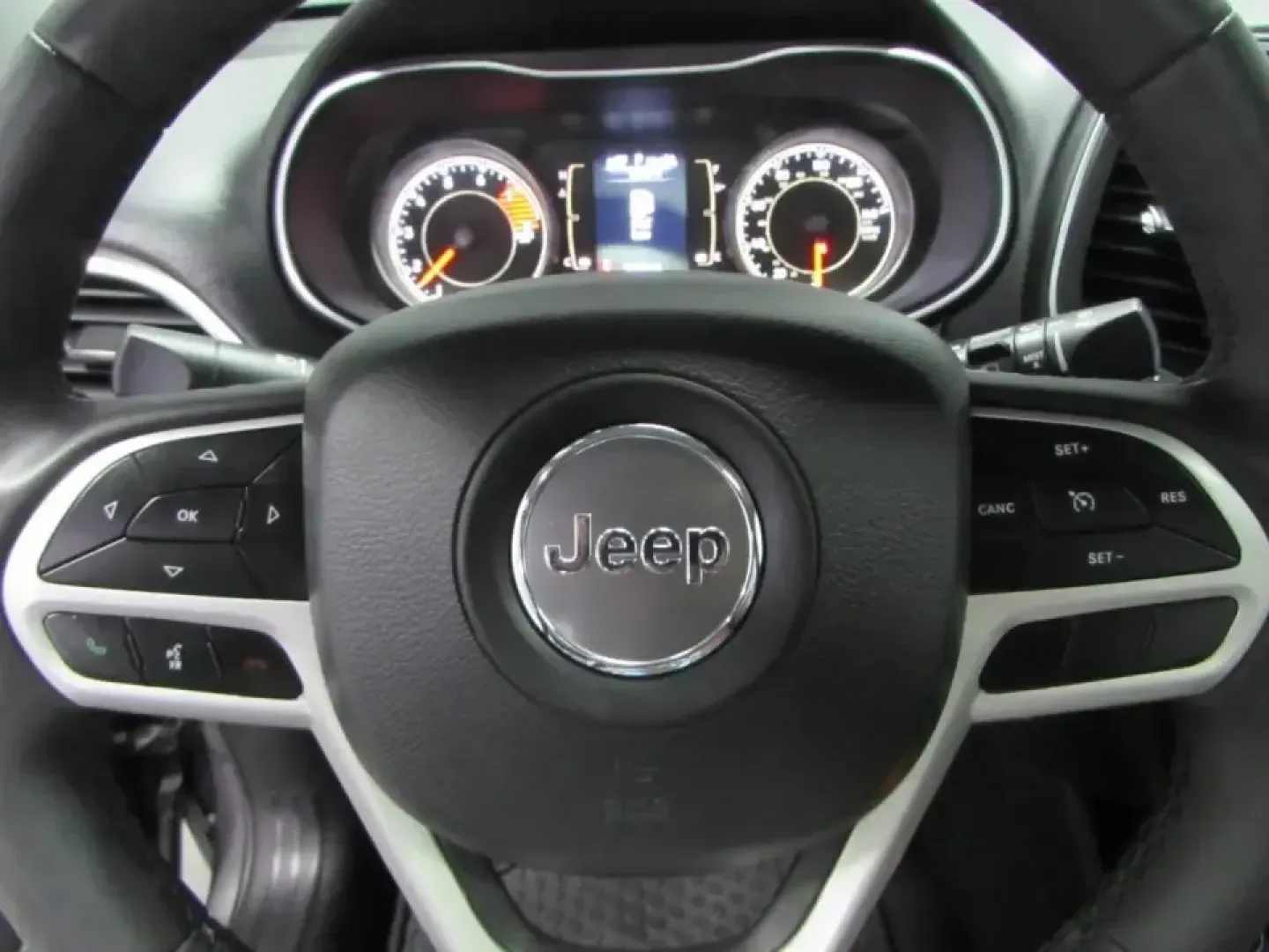 2022 /Black Jeep Cherokee X (1C4PJMCX4ND) with an 3.2L V6 DOHC 24V engine, Automatic transmission, located at 12830 Highway 21, De Soto, MO, 63020, (636) 337-7777, 38.153099, -90.573624 - **Unleash Your Adventurous Spirit with the 2022 Jeep Cherokee 4WD X!** <br /> <br /> Are you ready to elevate your weekend getaways and daily commutes with a vehicle that embodies both versatility and rugged charm? Look no further than the 2022 Jeep Cherokee 4WD X, a perfect fit for those who crave - Photo#22