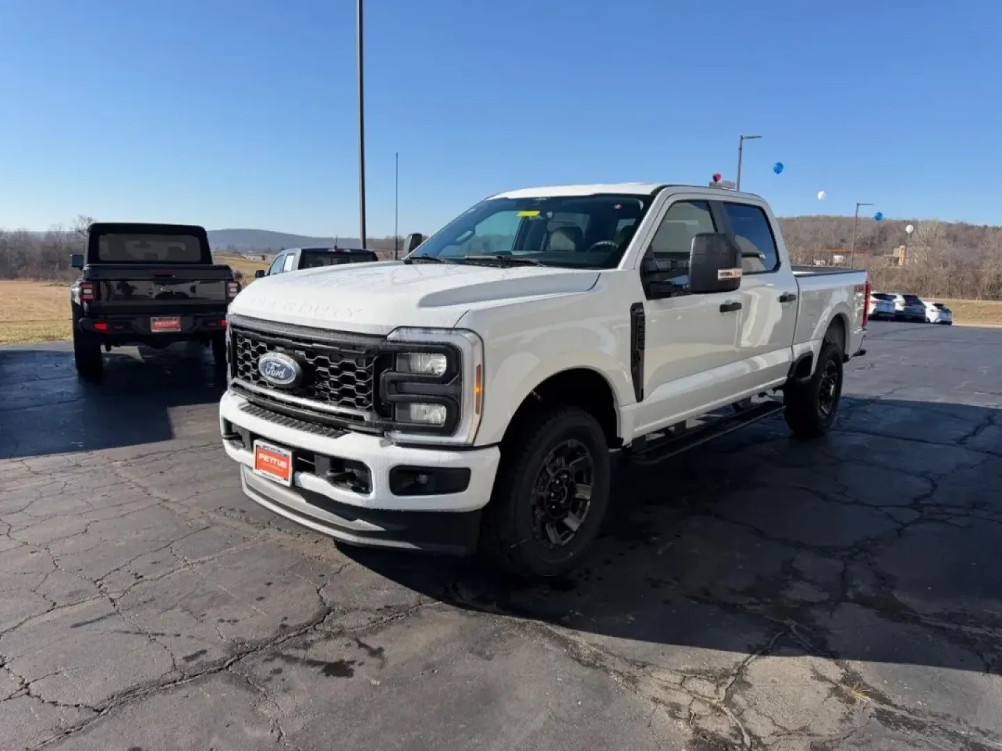 2026 /Medium Dark Slate Cloth Ford F-250SD XL Crew Cab 4WD (1FT7W2BA4TE) with an 6.8L 2V DEVCT NA PFI V8 Gas engine, 6A transmission, located at 141 Commercial Dr, Fredericktown, MO, 63645, (573) 783-6432, 37.570087, -90.320648 - **Unlock Your Adventurous Lifestyle with the 2026 Ford Super Duty F-250 SRW!**<br /> <br /> Are you ready to elevate your daily commute or weekend escapades? The 2026 Ford Super Duty F-250 SRW is built to handle everything from tough jobs to family road trips with style and ease. Imagine conquering - Photo#6