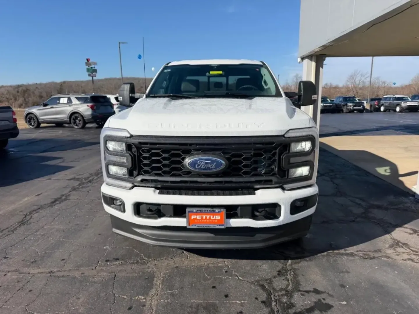 2026 /Medium Dark Slate Cloth Ford F-250SD XL Crew Cab 4WD (1FT7W2BA4TE) with an 6.8L 2V DEVCT NA PFI V8 Gas engine, 6A transmission, located at 141 Commercial Dr, Fredericktown, MO, 63645, (573) 783-6432, 37.570087, -90.320648 - **Unlock Your Adventurous Lifestyle with the 2026 Ford Super Duty F-250 SRW!**<br /> <br /> Are you ready to elevate your daily commute or weekend escapades? The 2026 Ford Super Duty F-250 SRW is built to handle everything from tough jobs to family road trips with style and ease. Imagine conquering - Photo#7