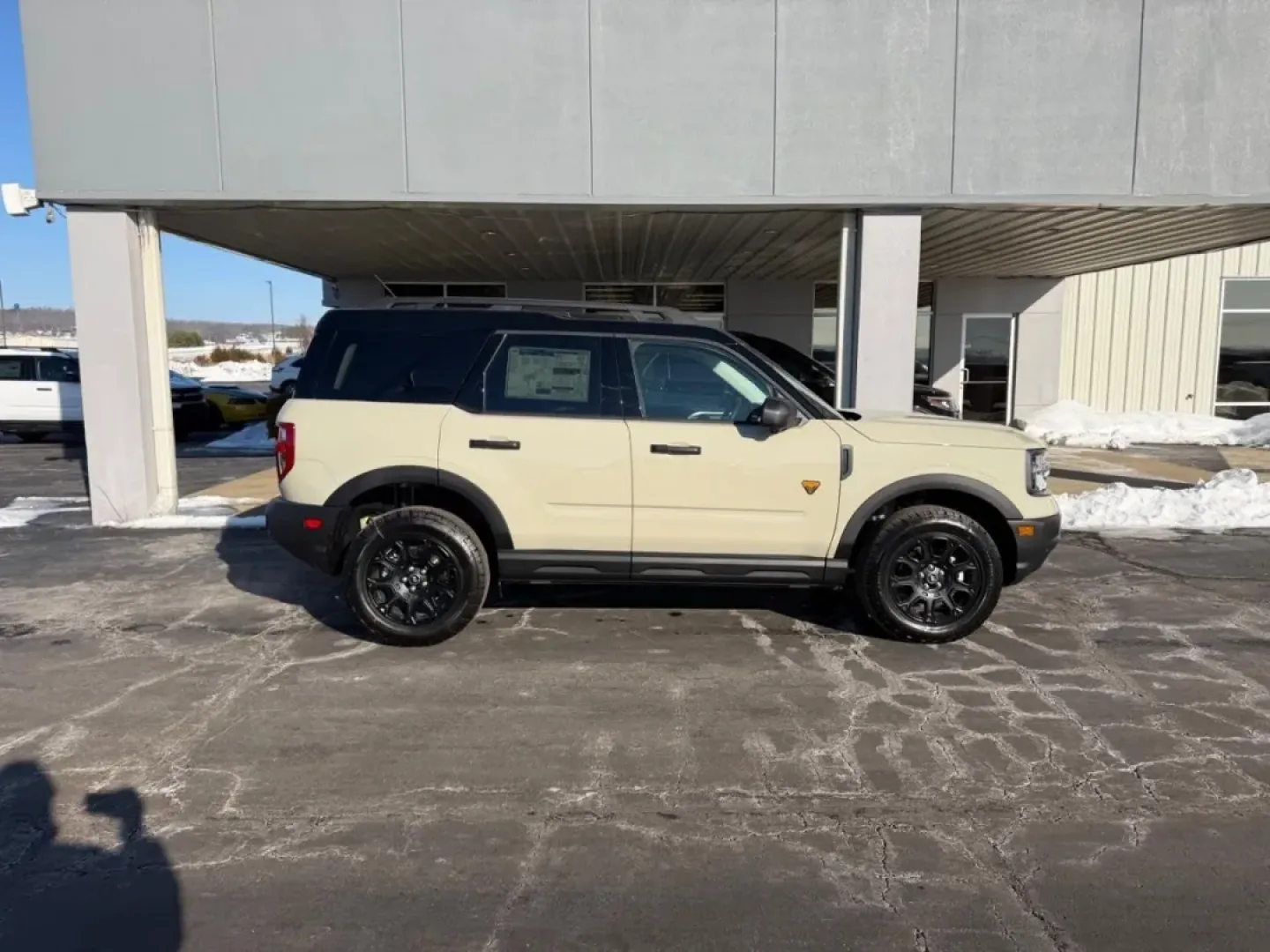 2025 /Dark Space Gray Leather Ford Bronco Sport Badlands (3FMCR9DA1SR) with an 2.0L EcoBoost engine, Automatic transmission, located at 141 Commercial Dr, Fredericktown, MO, 63645, (573) 783-6432, 37.570087, -90.320648 - **Adventure Awaits with the 2025 Ford Bronco Sport Badlands!**<br /> <br /> Are you ready to elevate your outdoor adventures and weekend getaways? The 2025 Ford Bronco Sport Badlands is here to redefine your driving experience, making it the perfect companion for those who crave exploration and exci - Photo#1