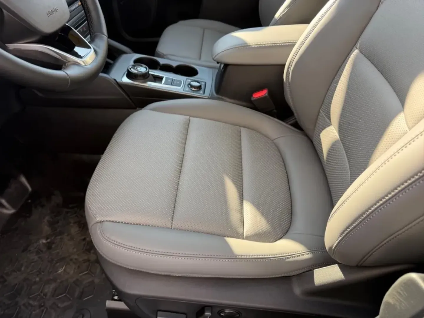 2025 /Dark Space Gray Leather Ford Bronco Sport Badlands (3FMCR9DA1SR) with an 2.0L EcoBoost engine, Automatic transmission, located at 141 Commercial Dr, Fredericktown, MO, 63645, (573) 783-6432, 37.570087, -90.320648 - **Adventure Awaits with the 2025 Ford Bronco Sport Badlands!**<br /> <br /> Are you ready to elevate your outdoor adventures and weekend getaways? The 2025 Ford Bronco Sport Badlands is here to redefine your driving experience, making it the perfect companion for those who crave exploration and exci - Photo#20