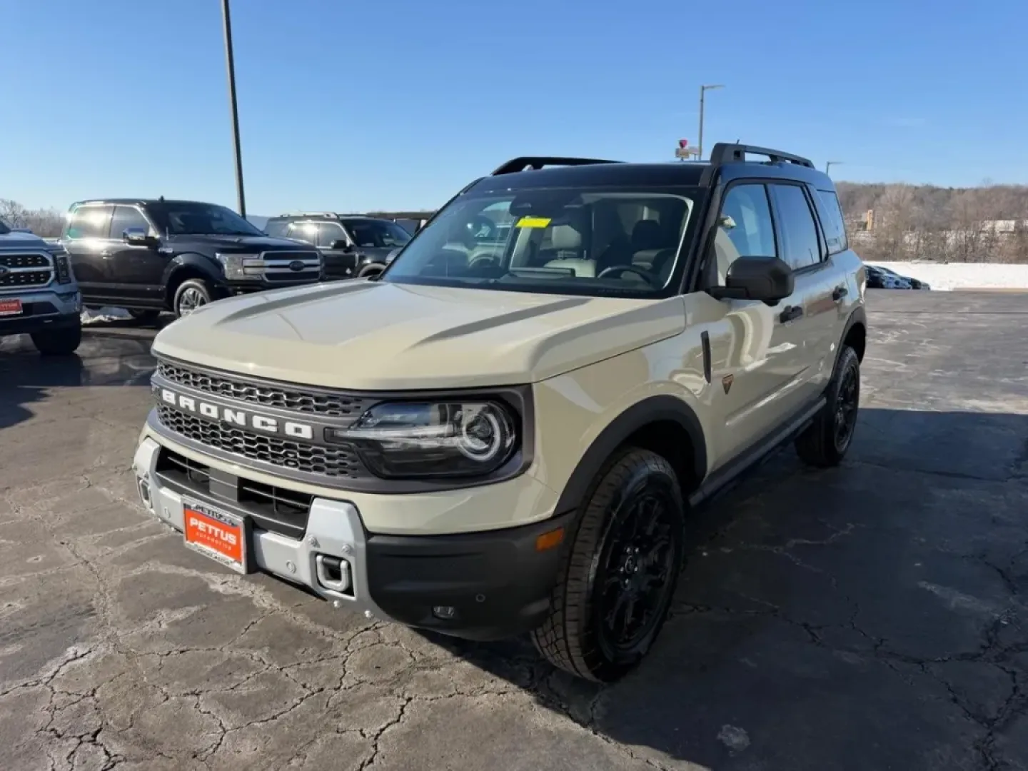 2025 /Dark Space Gray Leather Ford Bronco Sport Badlands (3FMCR9DA1SR) with an 2.0L EcoBoost engine, Automatic transmission, located at 141 Commercial Dr, Fredericktown, MO, 63645, (573) 783-6432, 37.570087, -90.320648 - **Adventure Awaits with the 2025 Ford Bronco Sport Badlands!**<br /> <br /> Are you ready to elevate your outdoor adventures and weekend getaways? The 2025 Ford Bronco Sport Badlands is here to redefine your driving experience, making it the perfect companion for those who crave exploration and exci - Photo#6