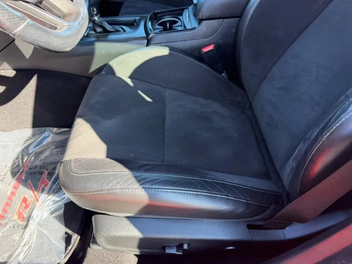 2020 /Black Suede Dodge Charger R/T (2C3CDXCT5LH) with an 5.7L V8 HEMI MDS VVT engine, Automatic transmission, located at 970 Woodlawn Dr., Farmington, MO, 63640, (573) 431-7800, 37.825642, -90.468674 - **Unleash Your Inner Adventurer with the 2020 Dodge Charger R/T!** <br /> <br /> Whether you're navigating the city streets of Farmington or embarking on weekend getaways, the 2020 Dodge Charger R/T is the perfect companion for those who crave performance and style. This pre-owned beauty, dressed i - Photo#20