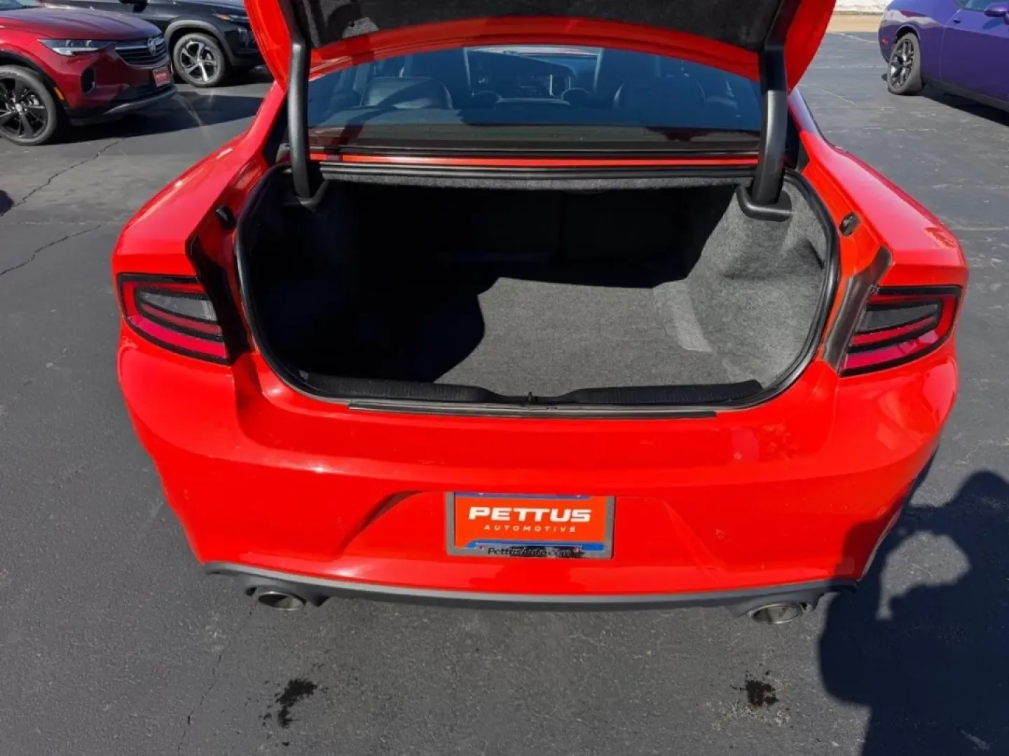 2020 /Black Suede Dodge Charger R/T (2C3CDXCT5LH) with an 5.7L V8 HEMI MDS VVT engine, Automatic transmission, located at 970 Woodlawn Dr., Farmington, MO, 63640, (573) 431-7800, 37.825642, -90.468674 - **Unleash Your Inner Adventurer with the 2020 Dodge Charger R/T!** <br /> <br /> Whether you're navigating the city streets of Farmington or embarking on weekend getaways, the 2020 Dodge Charger R/T is the perfect companion for those who crave performance and style. This pre-owned beauty, dressed i - Photo#4