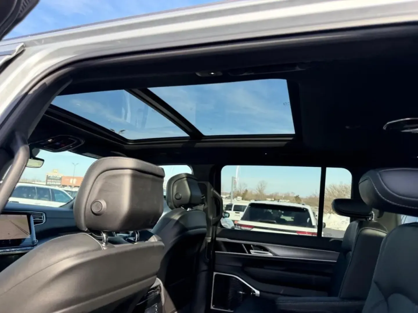 2026 /Global Black Leather Jeep Grand Wagoneer Limited (1C4SJVBP9TS) with an 3.0L I6 Hurricane SO Twin Turbo ESS engine, 8A transmission, located at 970 Woodlawn Dr., Farmington, MO, 63640, (573) 431-7800, 37.825642, -90.468674 - **Explore New Horizons with the 2026 Jeep Grand Wagoneer - Your Ultimate Family Adventure Companion!**<br /> <br /> Are you ready to elevate your family adventures or weekend getaways? The 2026 Jeep Grand Wagoneer, now available at Pettus CDJR Farmington, is designed for those who crave both luxury - Photo#12