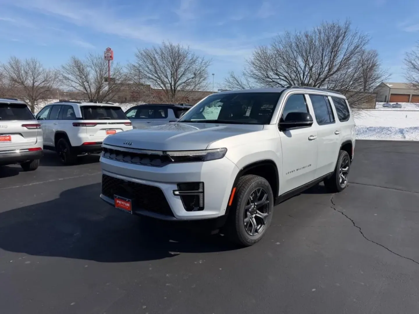 2026 /Global Black Leather Jeep Grand Wagoneer Limited (1C4SJVBP9TS) with an 3.0L I6 Hurricane SO Twin Turbo ESS engine, 8A transmission, located at 970 Woodlawn Dr., Farmington, MO, 63640, (573) 431-7800, 37.825642, -90.468674 - **Explore New Horizons with the 2026 Jeep Grand Wagoneer - Your Ultimate Family Adventure Companion!**<br /> <br /> Are you ready to elevate your family adventures or weekend getaways? The 2026 Jeep Grand Wagoneer, now available at Pettus CDJR Farmington, is designed for those who crave both luxury - Photo#7