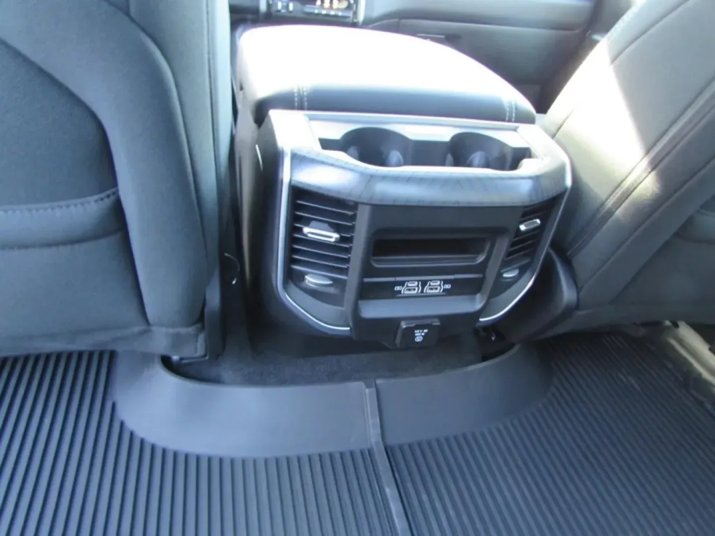 2026 /Black Ram 1500 Big Horn/Lone Star (1C6SRFFT1TN) with an 5.7L V8 OHV 16V engine, 8A transmission, located at 12830 Highway 21, De Soto, MO, 63020, (636) 337-7777, 38.153099, -90.573624 - Rev up your lifestyle with the ultimate workhorse: the 2026 Ram 1500 Big Horn. Whether you're tackling a weekend project, cruising through De Soto, MO, or embarking on a family road trip, this truck is designed to handle it all. With a robust 5.7L engine and four-wheel drive, the Ram 1500 is perfect - Photo#30