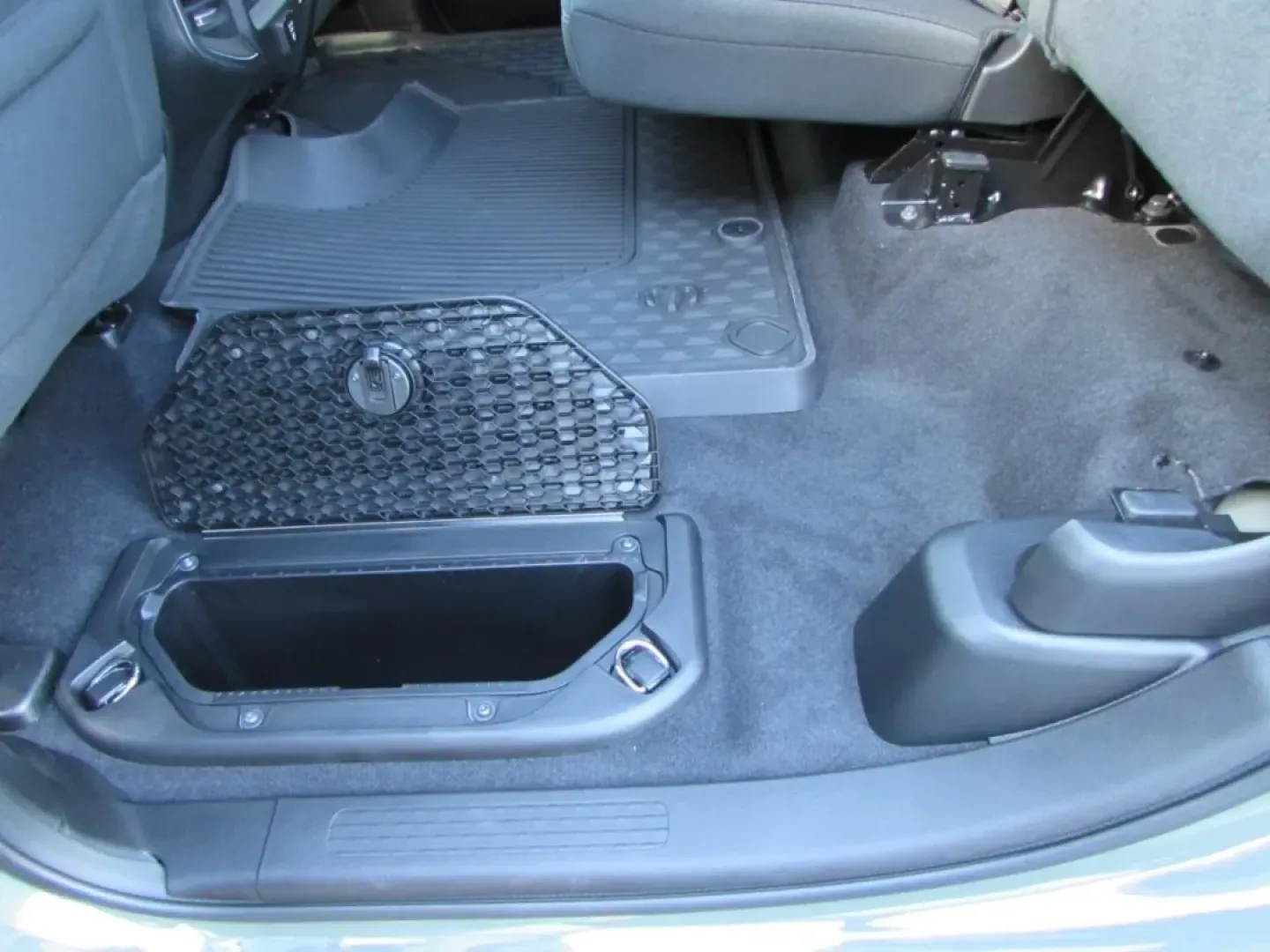 2026 /Black Ram 1500 Big Horn/Lone Star (1C6SRFFT1TN) with an 5.7L V8 OHV 16V engine, 8A transmission, located at 12830 Highway 21, De Soto, MO, 63020, (636) 337-7777, 38.153099, -90.573624 - Rev up your lifestyle with the ultimate workhorse: the 2026 Ram 1500 Big Horn. Whether you're tackling a weekend project, cruising through De Soto, MO, or embarking on a family road trip, this truck is designed to handle it all. With a robust 5.7L engine and four-wheel drive, the Ram 1500 is perfect - Photo#31