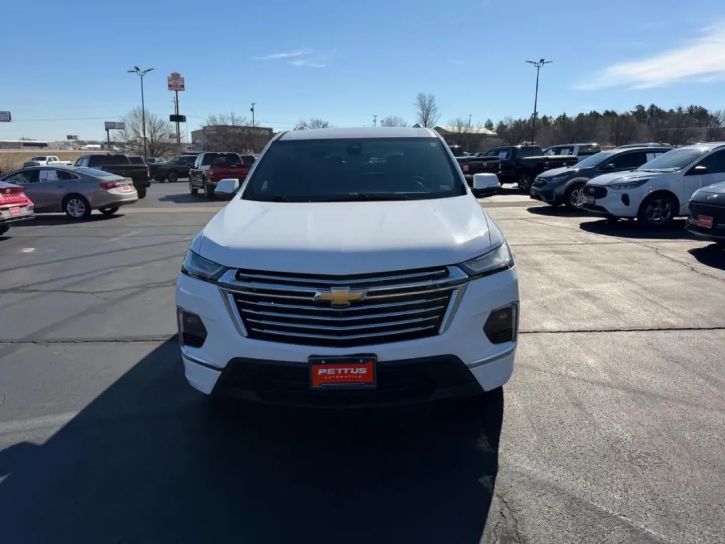 2023 /Jet Black Leather Chevrolet Traverse Premier (1GNEVKKW5PJ) with an 3.6L V6 / SIDI / VVT engine, Automatic transmission, located at 970 Woodlawn Dr., Farmington, MO, 63640, (573) 431-7800, 37.825642, -90.468674 - ### Discover the Ultimate Family Adventure with the 2023 Chevrolet Traverse at Pettus CDJR Farmington!<br /> <br /> Are you searching for the perfect SUV that combines comfort, style, and functionality for your family? Look no further! The 2023 Chevrolet Traverse at Pettus CDJR Farmington is designe - Photo#8