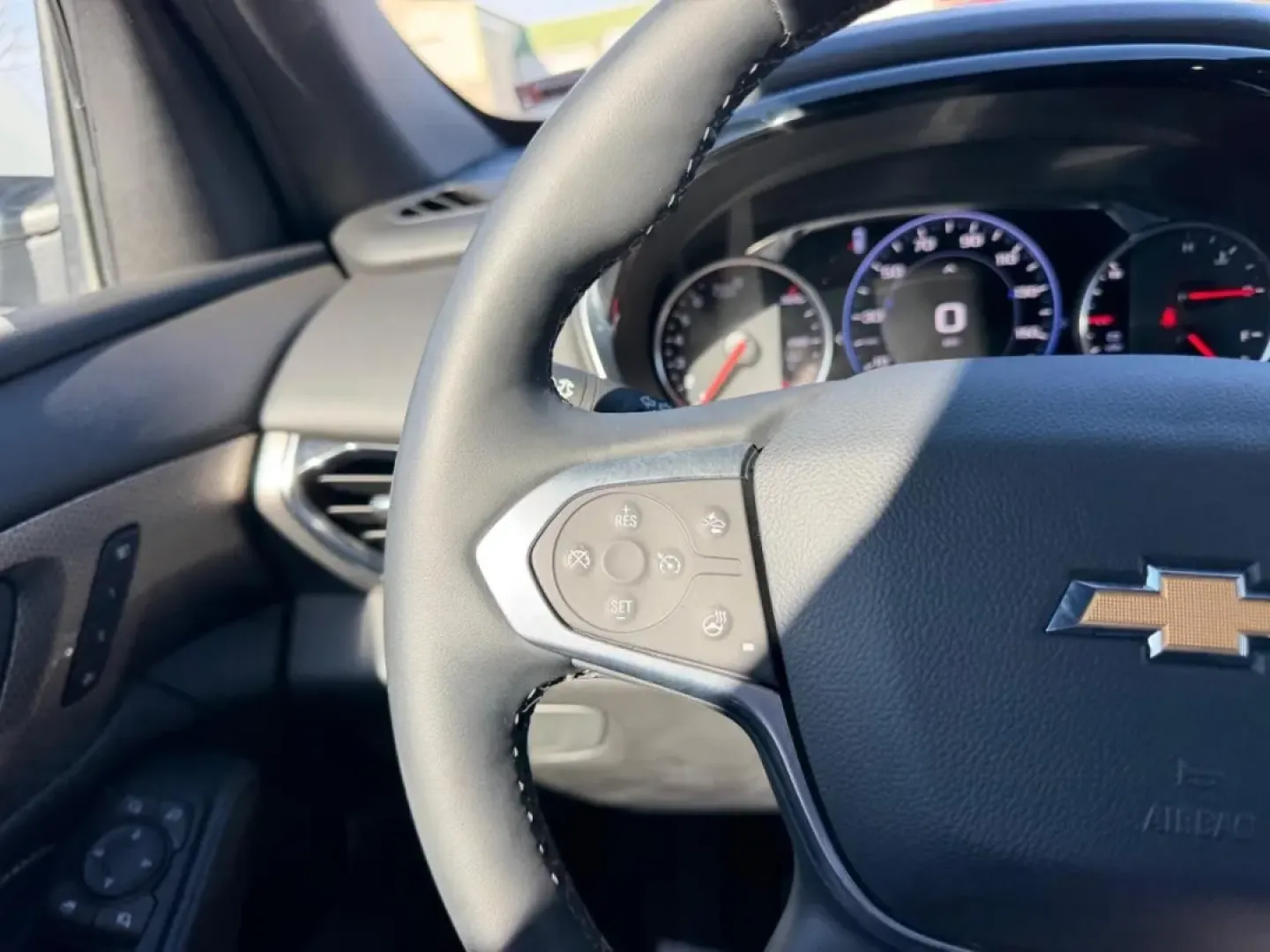 2023 /Jet Black Leather Chevrolet Traverse Premier (1GNEVKKW5PJ) with an 3.6L V6 / SIDI / VVT engine, Automatic transmission, located at 970 Woodlawn Dr., Farmington, MO, 63640, (573) 431-7800, 37.825642, -90.468674 - ### Discover the Ultimate Family Adventure with the 2023 Chevrolet Traverse at Pettus CDJR Farmington!<br /> <br /> Are you searching for the perfect SUV that combines comfort, style, and functionality for your family? Look no further! The 2023 Chevrolet Traverse at Pettus CDJR Farmington is designe - Photo#14