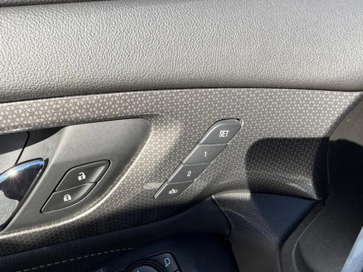 2023 /Jet Black Leather Chevrolet Traverse Premier (1GNEVKKW5PJ) with an 3.6L V6 / SIDI / VVT engine, Automatic transmission, located at 970 Woodlawn Dr., Farmington, MO, 63640, (573) 431-7800, 37.825642, -90.468674 - ### Discover the Ultimate Family Adventure with the 2023 Chevrolet Traverse at Pettus CDJR Farmington!<br /> <br /> Are you searching for the perfect SUV that combines comfort, style, and functionality for your family? Look no further! The 2023 Chevrolet Traverse at Pettus CDJR Farmington is designe - Photo#21