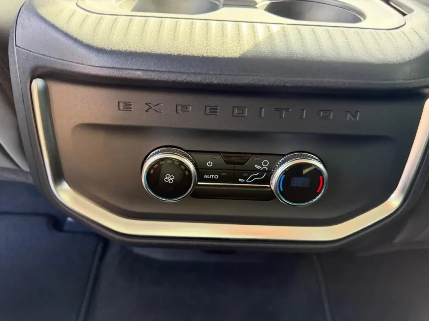 2026 /Space Gray Leather Ford Expedition Active (1FMJU1J86TE) with an 3.5L EcoBoost V6 engine, Automatic transmission, located at 141 Commercial Dr, Fredericktown, MO, 63645, (573) 783-6432, 37.570087, -90.320648 - **Elevate Your Family Adventures with a 2026 Ford Expedition Active!**<br /> <br /> Are you seeking the perfect vehicle to accommodate your growing family, weekend getaways, or daily commutes? Look no further! This stunning 2026 Ford Expedition Active, located at Pettus Ford Fredericktown, is design - Photo#11