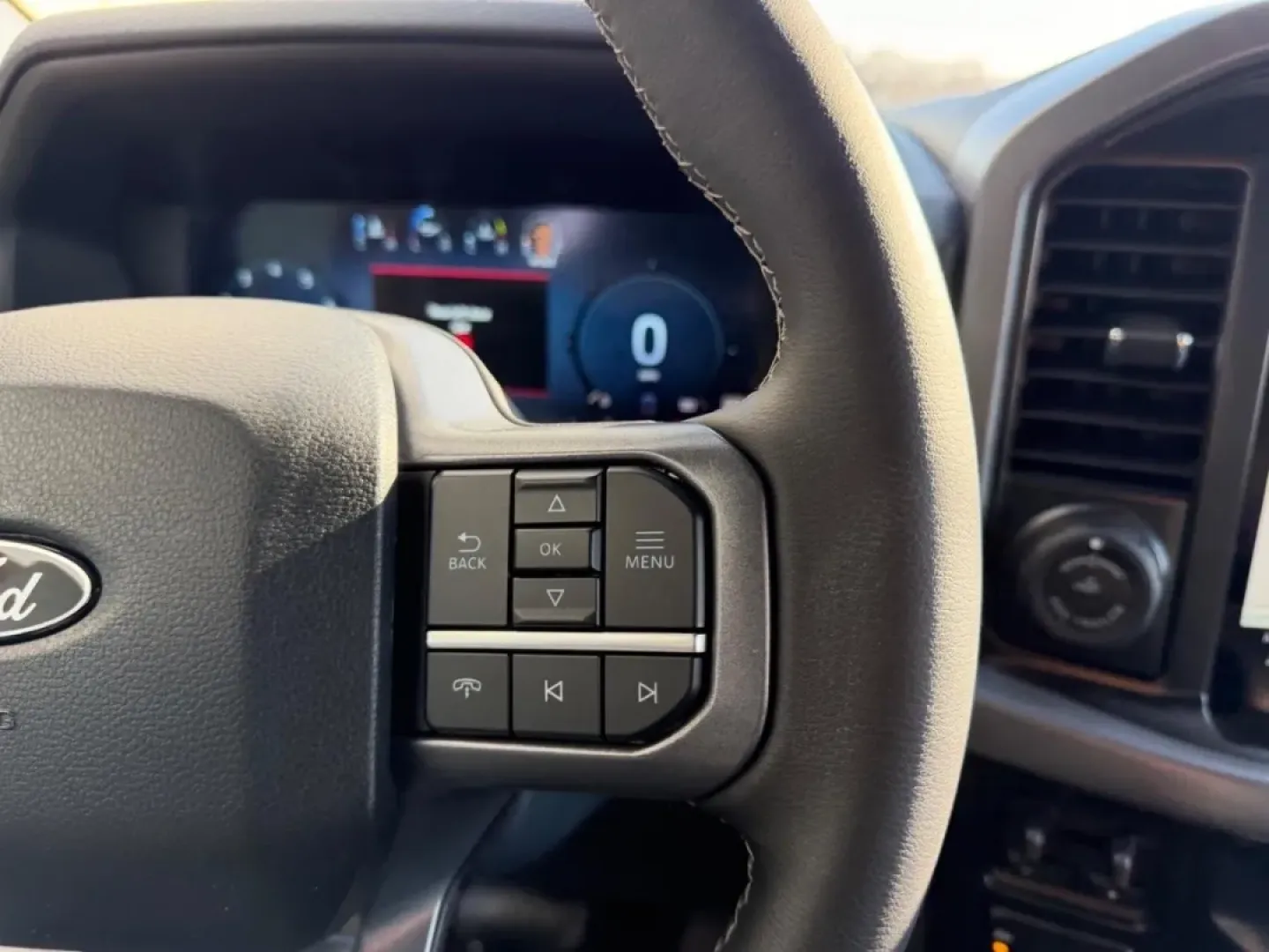 2026 /Black Cloth Ford F-150 XLT (1FTFW3L58TF) with an 5.0L engine, 6A transmission, located at 141 Commercial Dr, Fredericktown, MO, 63645, (573) 783-6432, 37.570087, -90.320648 - **Embark on Your Next Adventure with the 2026 Ford F-150 XLT at Pettus Ford Fredericktown!**<br /> <br /> Are you ready to elevate your lifestyle? Whether you're tackling your daily commute, heading out for a weekend adventure, or looking for a reliable workhorse for heavy-duty tasks, the 2026 Ford - Photo#12