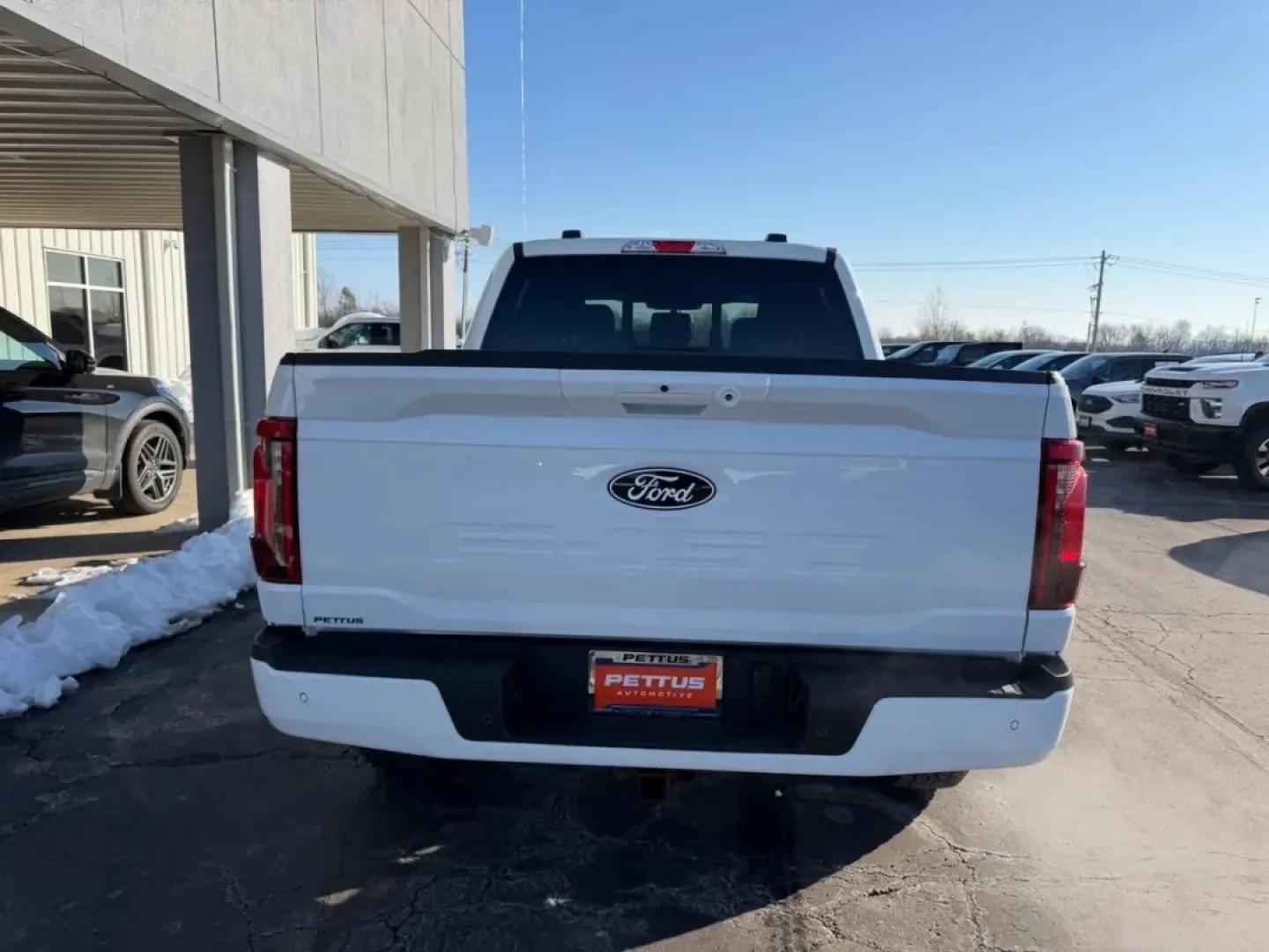 2026 /Black Cloth Ford F-150 XLT (1FTFW3L58TF) with an 5.0L engine, 6A transmission, located at 141 Commercial Dr, Fredericktown, MO, 63645, (573) 783-6432, 37.570087, -90.320648 - **Embark on Your Next Adventure with the 2026 Ford F-150 XLT at Pettus Ford Fredericktown!**<br /> <br /> Are you ready to elevate your lifestyle? Whether you're tackling your daily commute, heading out for a weekend adventure, or looking for a reliable workhorse for heavy-duty tasks, the 2026 Ford - Photo#3