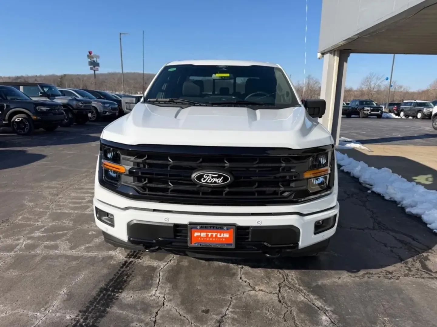 2026 /Black Cloth Ford F-150 XLT (1FTFW3L58TF) with an 5.0L engine, 6A transmission, located at 141 Commercial Dr, Fredericktown, MO, 63645, (573) 783-6432, 37.570087, -90.320648 - **Embark on Your Next Adventure with the 2026 Ford F-150 XLT at Pettus Ford Fredericktown!**<br /> <br /> Are you ready to elevate your lifestyle? Whether you're tackling your daily commute, heading out for a weekend adventure, or looking for a reliable workhorse for heavy-duty tasks, the 2026 Ford - Photo#7