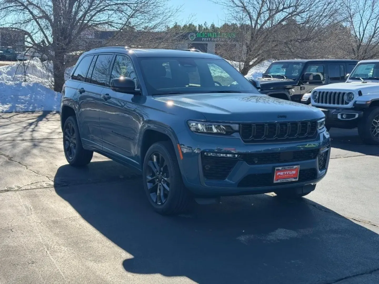 2026 /Global Black Leather Jeep Grand Cherokee Limited (1C4RJHBR0T8) with an 2.0L engine, 8A transmission, located at 970 Woodlawn Dr., Farmington, MO, 63640, (573) 431-7800, 37.825642, -90.468674 - Are you ready to elevate your adventures and enjoy the freedom of the open road? Imagine cruising through the scenic landscapes of Farmington, MO, in a vehicle that perfectly blends power, comfort, and versatility. Introducing the stunning 2026 Jeep Grand Cherokee, now available at Pettus CDJR Farmi - Photo#0