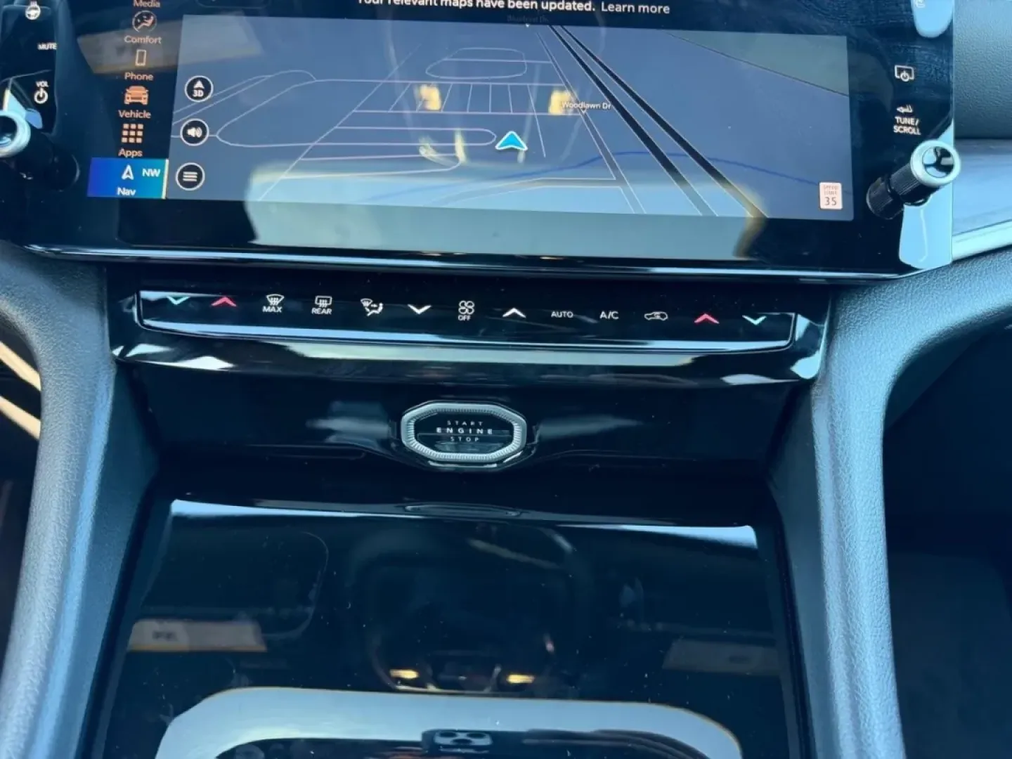 2026 /Global Black Leather Jeep Grand Cherokee Limited (1C4RJHBR0T8) with an 2.0L engine, 8A transmission, located at 970 Woodlawn Dr., Farmington, MO, 63640, (573) 431-7800, 37.825642, -90.468674 - Are you ready to elevate your adventures and enjoy the freedom of the open road? Imagine cruising through the scenic landscapes of Farmington, MO, in a vehicle that perfectly blends power, comfort, and versatility. Introducing the stunning 2026 Jeep Grand Cherokee, now available at Pettus CDJR Farmi - Photo#16