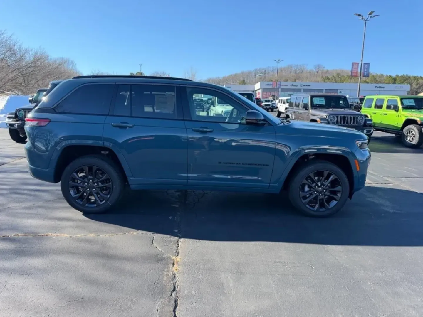 2026 /Global Black Leather Jeep Grand Cherokee Limited (1C4RJHBR0T8) with an 2.0L engine, 8A transmission, located at 970 Woodlawn Dr., Farmington, MO, 63640, (573) 431-7800, 37.825642, -90.468674 - Are you ready to elevate your adventures and enjoy the freedom of the open road? Imagine cruising through the scenic landscapes of Farmington, MO, in a vehicle that perfectly blends power, comfort, and versatility. Introducing the stunning 2026 Jeep Grand Cherokee, now available at Pettus CDJR Farmi - Photo#1