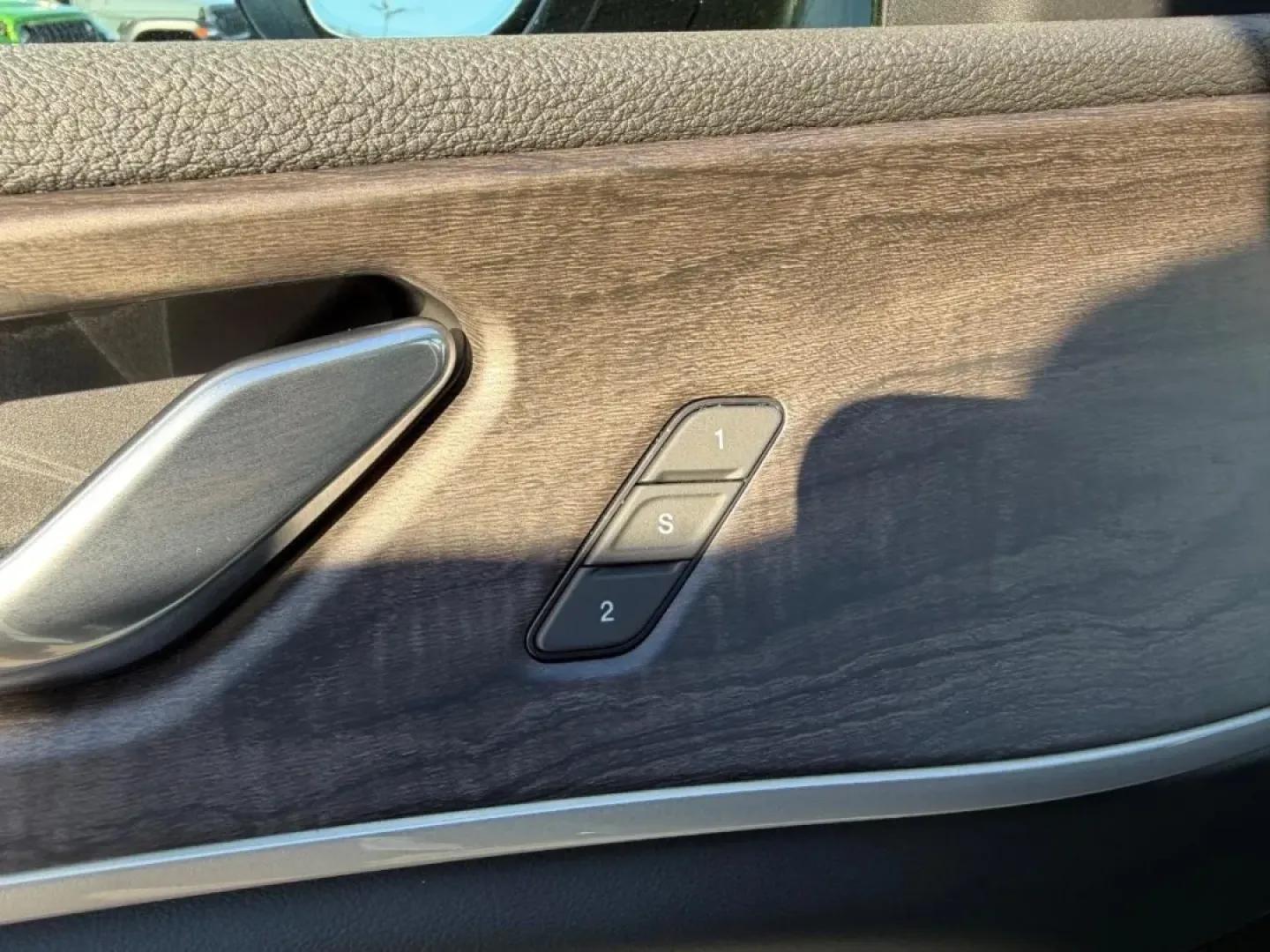 2026 /Global Black Leather Jeep Grand Cherokee Limited (1C4RJHBR0T8) with an 2.0L engine, 8A transmission, located at 970 Woodlawn Dr., Farmington, MO, 63640, (573) 431-7800, 37.825642, -90.468674 - Are you ready to elevate your adventures and enjoy the freedom of the open road? Imagine cruising through the scenic landscapes of Farmington, MO, in a vehicle that perfectly blends power, comfort, and versatility. Introducing the stunning 2026 Jeep Grand Cherokee, now available at Pettus CDJR Farmi - Photo#20