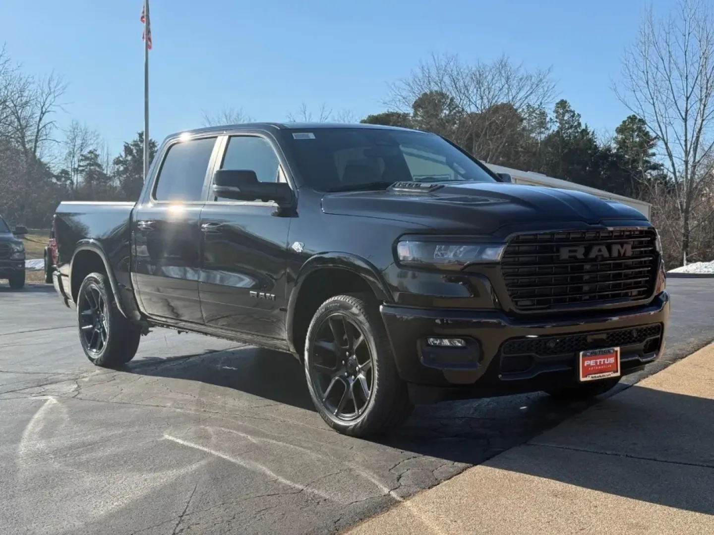 2026 /Black Cloth Ram 1500 Laramie (1C6SRFJT7TN) with an 5.7L engine, Automatic transmission, located at 970 Woodlawn Dr., Farmington, MO, 63640, (573) 431-7800, 37.825642, -90.468674 - **Experience the Ultimate Adventure with the 2026 Ram 1500 Laramie at Pettus CDJR Farmington!** <br /> <br /> Are you ready to elevate your driving experience? Whether you're a weekend warrior seeking rugged adventures or a practical buyer in need of a reliable vehicle for daily commutes, the 2026 R - Photo#0