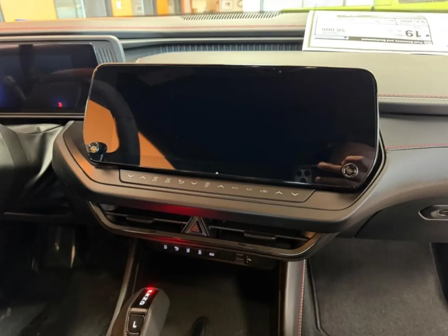 2026 /Black Leather Trimmed Dodge Charger R/T Scat Pack (2C3CDAMP9TR) with an 3.0L Twin Turbo Sixpack HO ESS engine, Automatic transmission, located at 970 Woodlawn Dr., Farmington, MO, 63640, (573) 431-7800, 37.825642, -90.468674 - **Unleash the Thrill of the Open Road with the 2026 Dodge Charger at Pettus CDJR Farmington!**<br /> <br /> Are you ready to elevate your driving experience? Whether you're commuting to work, heading out for a weekend adventure, or simply enjoying the thrill of a powerful ride, the 2026 Dodge Charge - Photo#13