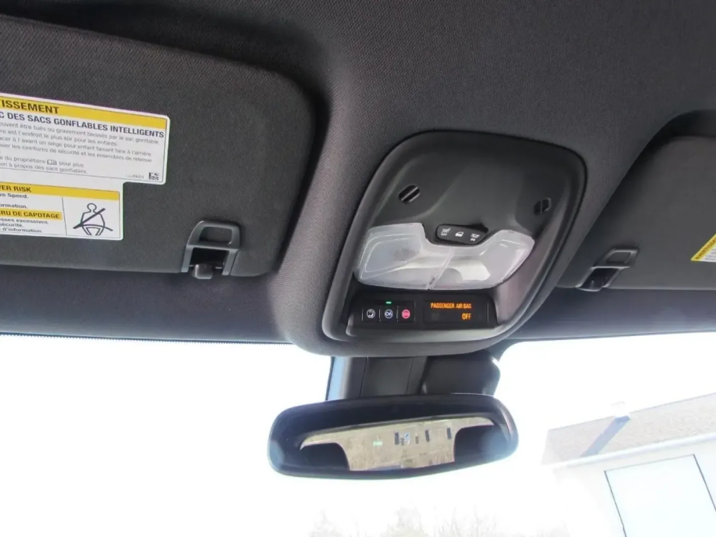 2023 /Jet Black With Red Accents Chevrolet TrailBlazer RS (KL79MTSL9PB) with an 1.3L L3 DOHC 12V engine, Automatic transmission, located at 12836 Highway 21, De Soto, MO, 63020, (636) 337-7777, 38.151867, -90.575615 - **Conquer Your Daily Adventures in the 2023 Chevrolet Trailblazer RS!**<br /> <br /> Are you searching for the perfect vehicle to complement your active lifestyle? Look no further than the 2023 Chevrolet Trailblazer RS, now available at Pettus Ford De Soto. This pre-owned SUV combines versatility wi - Photo#17