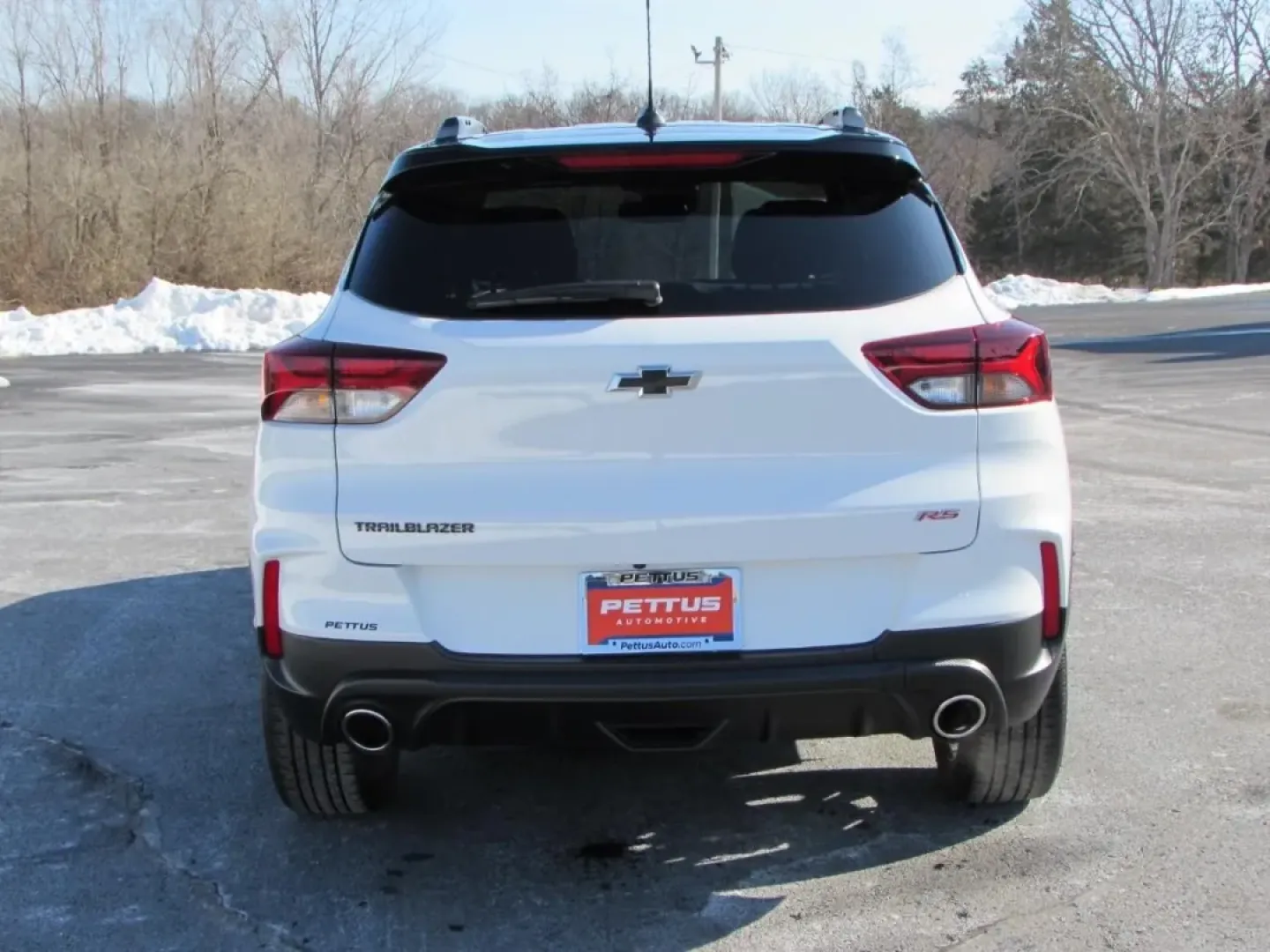 2023 /Jet Black With Red Accents Chevrolet TrailBlazer RS (KL79MTSL9PB) with an 1.3L L3 DOHC 12V engine, Automatic transmission, located at 12836 Highway 21, De Soto, MO, 63020, (636) 337-7777, 38.151867, -90.575615 - **Conquer Your Daily Adventures in the 2023 Chevrolet Trailblazer RS!**<br /> <br /> Are you searching for the perfect vehicle to complement your active lifestyle? Look no further than the 2023 Chevrolet Trailblazer RS, now available at Pettus Ford De Soto. This pre-owned SUV combines versatility wi - Photo#5