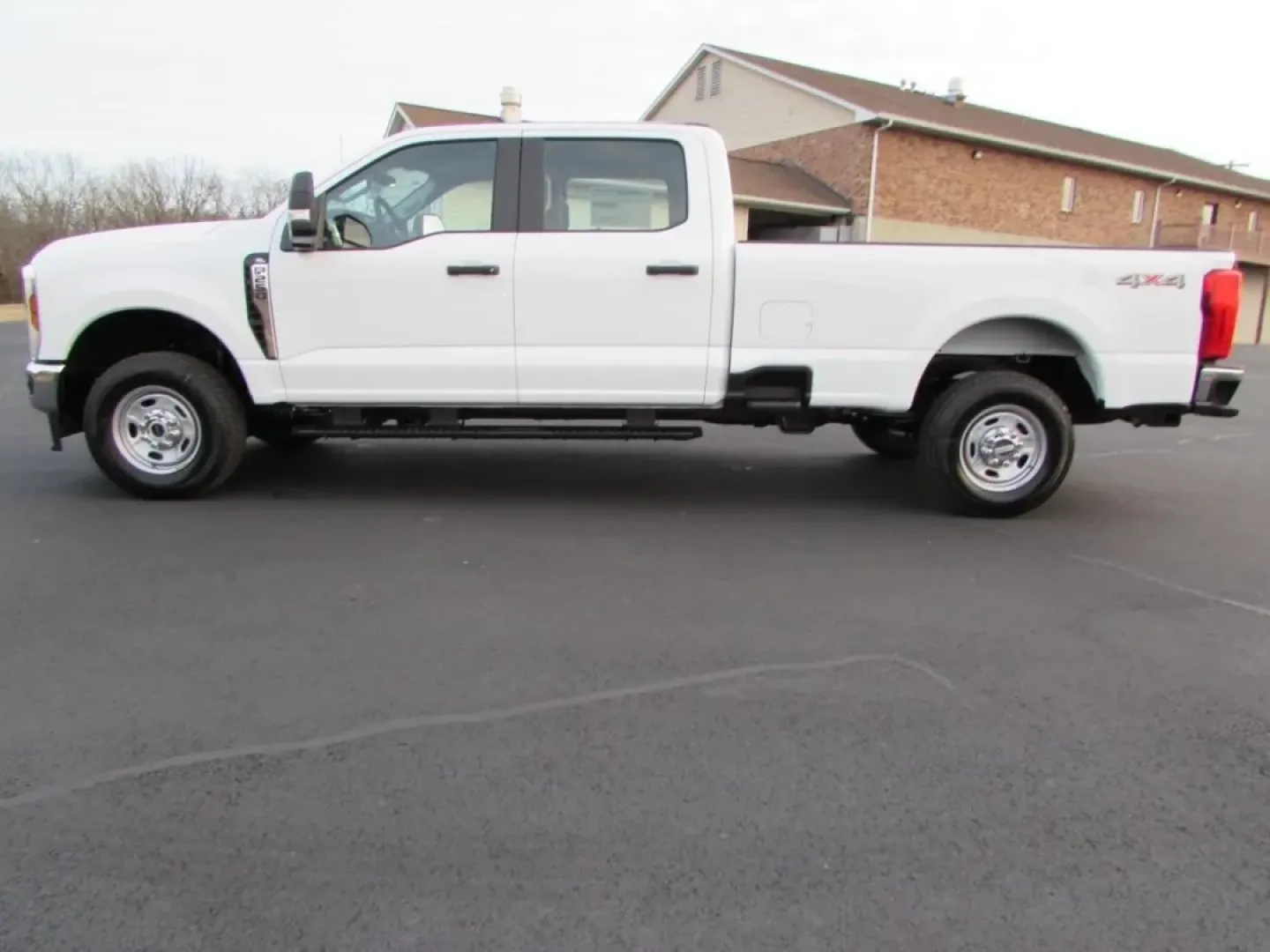 2026 /Medium Dark Slate Ford F-250SD XL (1FT7W2BA2TE) with an 6.8L 2V DEVCT NA PFI V8 Gas engine, located at 12836 Highway 21, De Soto, MO, 63020, (636) 337-7777, 38.151867, -90.575615 - **Unleash Your Adventure with the 2026 Ford Super Duty F-250 SRW A Workhorse Built for All Your Needs!**<br /> <br /> Are you ready to elevate your lifestyle with a vehicle that doesn't just transport you but transforms your adventures? The 2026 Ford Super Duty F-250 SRW is the perfect partner for - Photo#3