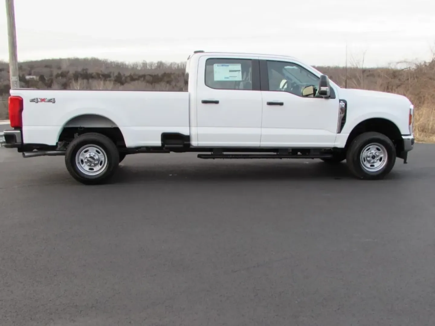 2026 /Medium Dark Slate Ford F-250SD XL (1FT7W2BA2TE) with an 6.8L 2V DEVCT NA PFI V8 Gas engine, located at 12836 Highway 21, De Soto, MO, 63020, (636) 337-7777, 38.151867, -90.575615 - **Unleash Your Adventure with the 2026 Ford Super Duty F-250 SRW A Workhorse Built for All Your Needs!**<br /> <br /> Are you ready to elevate your lifestyle with a vehicle that doesn't just transport you but transforms your adventures? The 2026 Ford Super Duty F-250 SRW is the perfect partner for - Photo#7