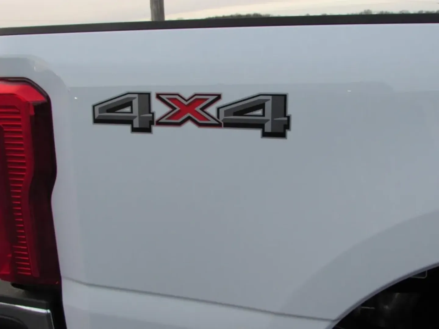 2026 /Medium Dark Slate Ford F-250SD XL (1FT7W2BA2TE) with an 6.8L 2V DEVCT NA PFI V8 Gas engine, located at 12836 Highway 21, De Soto, MO, 63020, (636) 337-7777, 38.151867, -90.575615 - **Unleash Your Adventure with the 2026 Ford Super Duty F-250 SRW A Workhorse Built for All Your Needs!**<br /> <br /> Are you ready to elevate your lifestyle with a vehicle that doesn't just transport you but transforms your adventures? The 2026 Ford Super Duty F-250 SRW is the perfect partner for - Photo#12