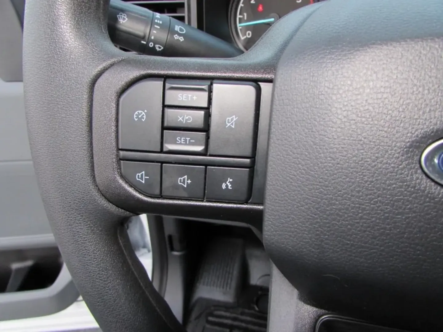 2026 /Medium Dark Slate Ford F-250SD XL (1FT7W2BA2TE) with an 6.8L 2V DEVCT NA PFI V8 Gas engine, located at 12836 Highway 21, De Soto, MO, 63020, (636) 337-7777, 38.151867, -90.575615 - **Unleash Your Adventure with the 2026 Ford Super Duty F-250 SRW A Workhorse Built for All Your Needs!**<br /> <br /> Are you ready to elevate your lifestyle with a vehicle that doesn't just transport you but transforms your adventures? The 2026 Ford Super Duty F-250 SRW is the perfect partner for - Photo#20