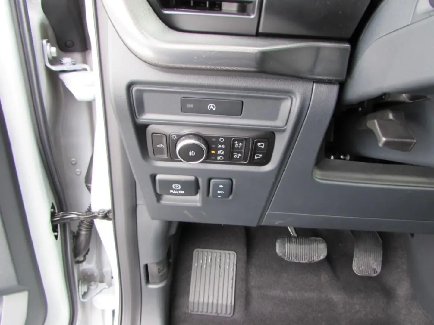 2025 /Black Ford F-150 Tremor (1FTFW4L54SF) with an 5.0L V8 engine, Automatic transmission, located at 12836 Highway 21, De Soto, MO, 63020, (636) 337-7777, 38.151867, -90.575615 - **Elevate Your Adventures with the 2025 Ford F-150 Tremor at Pettus Ford De Soto!**<br /> <br /> Are you ready to take on your next adventure? Whether you're tackling rugged terrains or cruising through city streets, the 2025 Ford F-150 Tremor is the ultimate companion for those who crave both capab - Photo#18