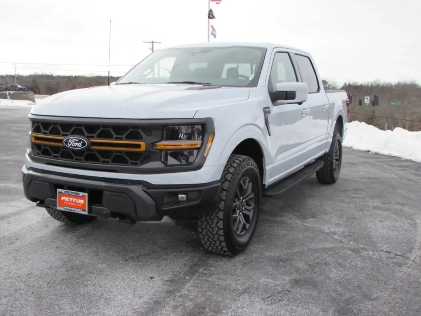 2025 /Black Ford F-150 Tremor (1FTFW4L54SF) with an 5.0L V8 engine, Automatic transmission, located at 12836 Highway 21, De Soto, MO, 63020, (636) 337-7777, 38.151867, -90.575615 - **Elevate Your Adventures with the 2025 Ford F-150 Tremor at Pettus Ford De Soto!**<br /> <br /> Are you ready to take on your next adventure? Whether you're tackling rugged terrains or cruising through city streets, the 2025 Ford F-150 Tremor is the ultimate companion for those who crave both capab - Photo#2