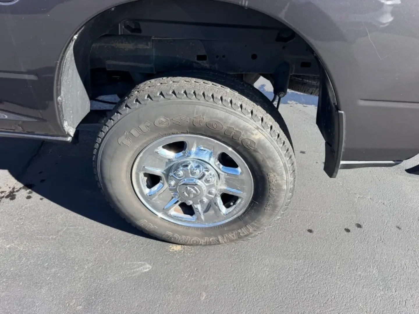 2020 /Black Cloth Ram 2500 Tradesman (3C6UR5CJ9LG) with an 6.4L Heavy Duty V8 HEMI engine, Automatic transmission, located at 970 Woodlawn Dr., Farmington, MO, 63640, (573) 431-7800, 37.825642, -90.468674 - **Discover Adventure with the 2020 Ram 2500 Tradesman at Pettus CDJR Farmington!** <br /> <br /> Are you in search of a robust yet stylish truck that can effortlessly handle your daily commute or weekend adventures? Look no further than this stunning 2020 Ram 2500 Tradesman, available now at Pettus - Photo#5