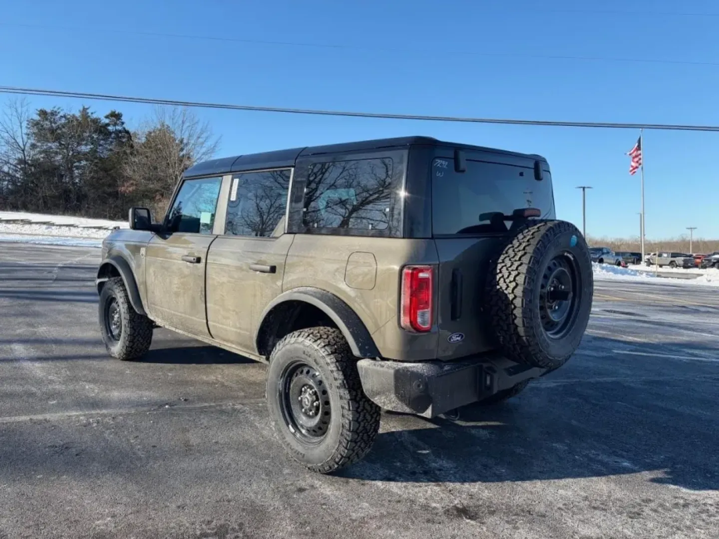 2026 /Black Onyx Ford Bronco Big Bend (1FMDE7BH1TL) with an 2.3L EcoBoost I-4 engine, 7M transmission, located at 12836 Highway 21, De Soto, MO, 63020, (636) 337-7777, 38.151867, -90.575615 - **Explore New Adventures with the 2026 Ford Bronco Big Bend at Pettus Ford De Soto!**<br /> <br /> If you're looking for a vehicle that perfectly balances adventure and everyday practicality, the 2026 Ford Bronco Big Bend is your ideal match. This SUV is designed for those who crave the thrill of we - Photo#2