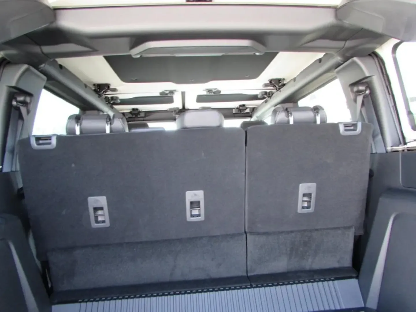 2026 /Black Onyx Ford Bronco Big Bend (1FMDE7BH1TL) with an 2.3L EcoBoost I-4 engine, 7M transmission, located at 12836 Highway 21, De Soto, MO, 63020, (636) 337-7777, 38.151867, -90.575615 - **Explore New Adventures with the 2026 Ford Bronco Big Bend at Pettus Ford De Soto!**<br /> <br /> If you're looking for a vehicle that perfectly balances adventure and everyday practicality, the 2026 Ford Bronco Big Bend is your ideal match. This SUV is designed for those who crave the thrill of we - Photo#31