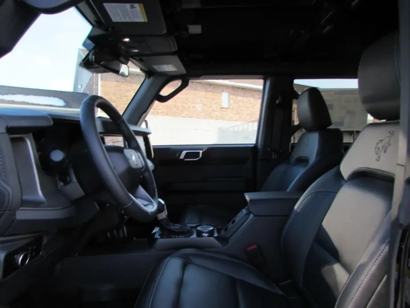 2026 /Black Onyx Ford Bronco Big Bend (1FMDE7BH7TL) with an 2.3L EcoBoost I-4 engine, 7M transmission, located at 12836 Highway 21, De Soto, MO, 63020, (636) 337-7777, 38.151867, -90.575615 - **Conquer the Great Outdoors with the 2026 Ford Bronco Big Bend!** <br /> <br /> Adventure awaits you and your family with the stunning 2026 Ford Bronco Big Bend, now available at Pettus Ford De Soto. Located at 12836 Missouri Hwy 21 in De Soto, MO, our OEM dealership is your one-stop shop for quali - Photo#12