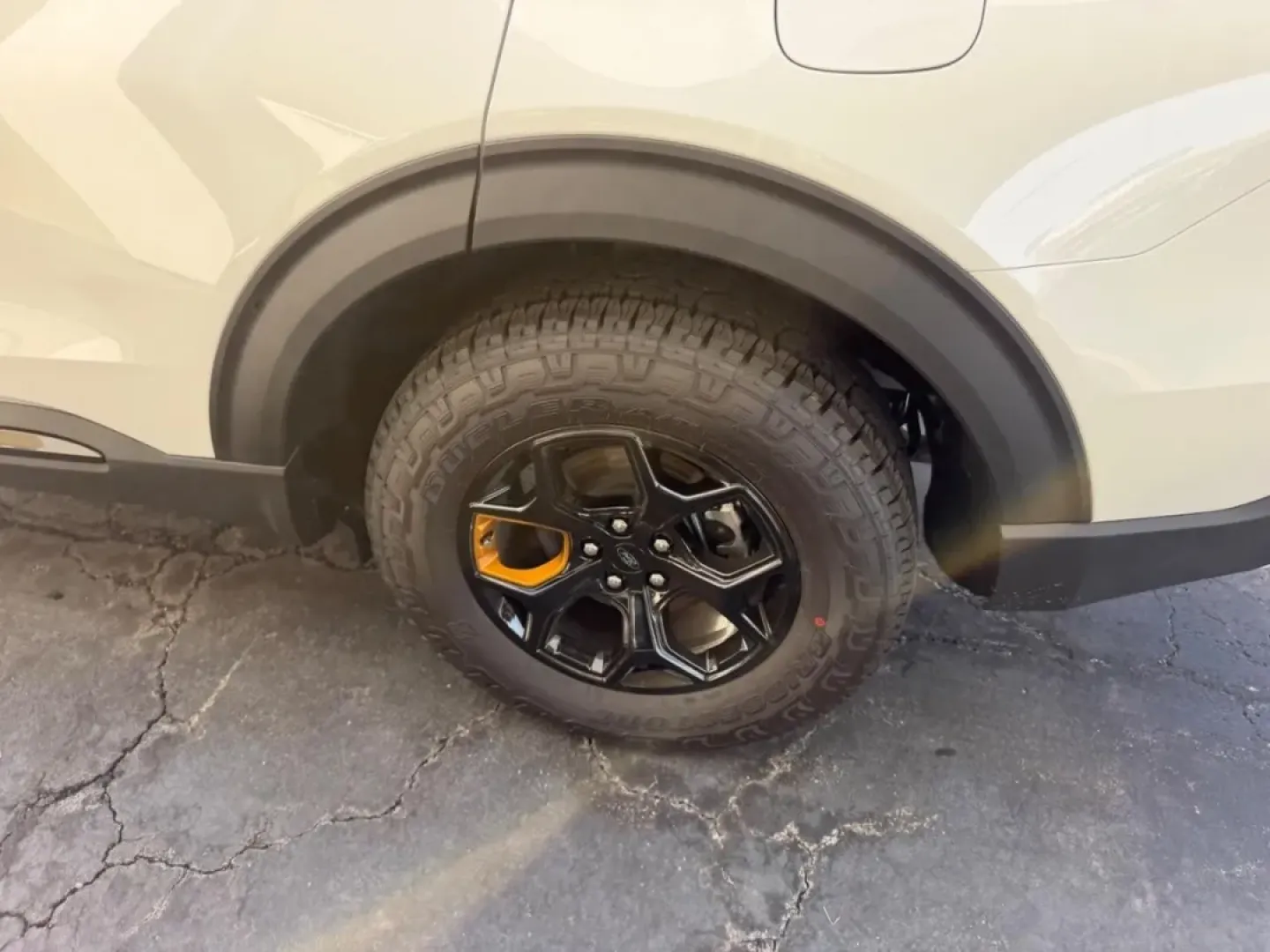 2026 /Onyx Leather Trimmed Ford Explorer Tremor (1FMUK8JH5TG) with an 2.3L EcoBoost I-4 engine, Automatic transmission, located at 141 Commercial Dr, Fredericktown, MO, 63645, (573) 783-6432, 37.570087, -90.320648 - Are you ready to elevate your family adventures, weekend getaways, or daily commutes? Look no further than this stunning 2026 Ford Explorer Tremor, a versatile SUV designed to fit seamlessly into your lifestyle. Perfect for growing families or anyone seeking a reliable, spacious vehicle, this SUV co - Photo#6