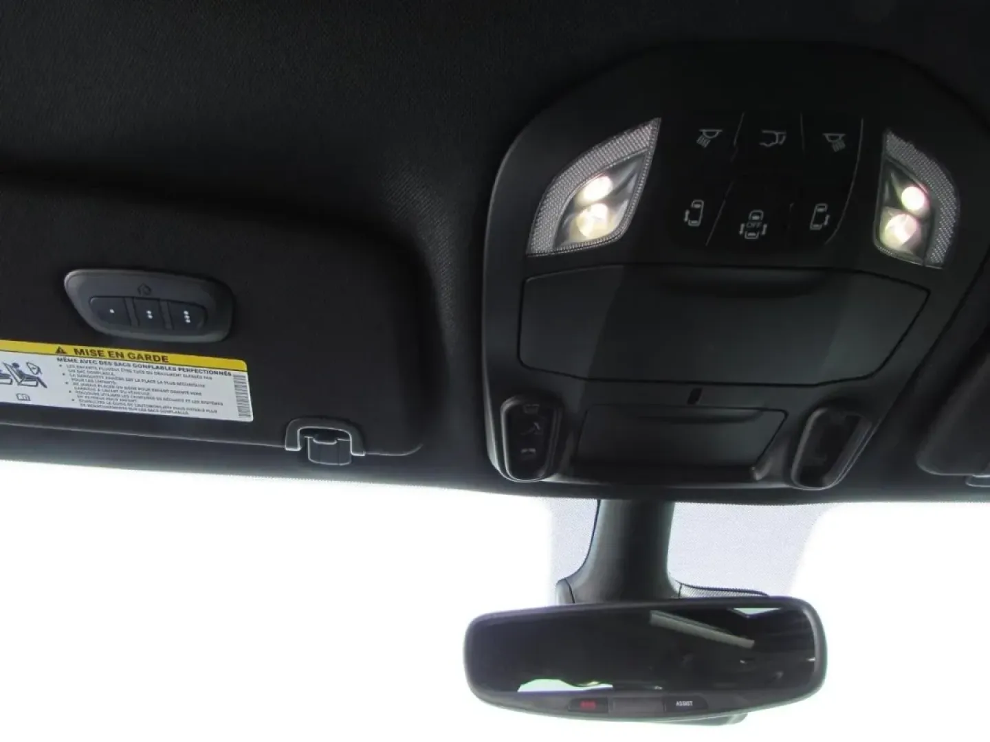 2026 /Black Chrysler Pacifica Limited (2C4RC3GG6TR) with an 3.6L V6 DOHC 24V engine, Automatic transmission, located at 12830 Highway 21, De Soto, MO, 63020, (636) 337-7777, 38.153099, -90.573624 - ### Discover the 2026 Chrysler Pacifica Limited: Your Ultimate Family Minivan<br /> <br /> Are you ready to elevate your family's travel experience? The 2026 Chrysler Pacifica Limited is here to redefine family adventures, making every road trip, school drop-off, and grocery run a breeze. With its s - Photo#19