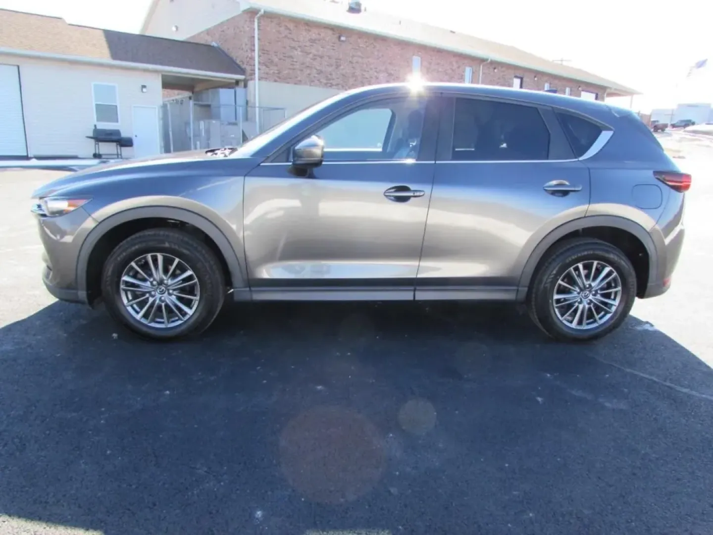 2017 /Black Mazda CX-5 Touring (JM3KFBCLXH0) with an Other engine, Automatic transmission, located at 12830 Highway 21, De Soto, MO, 63020, (636) 337-7777, 38.153099, -90.573624 - Are you searching for a versatile vehicle that can seamlessly blend into your busy lifestyle? Look no further than this stunning 2017 Mazda CX-5 Touring, available now at Pettus CDJR DeSoto. Located at 12830 Highway 21 in De Soto, MO, we are your trusted OEM dealership for quality used vehicles. Whe - Photo#2