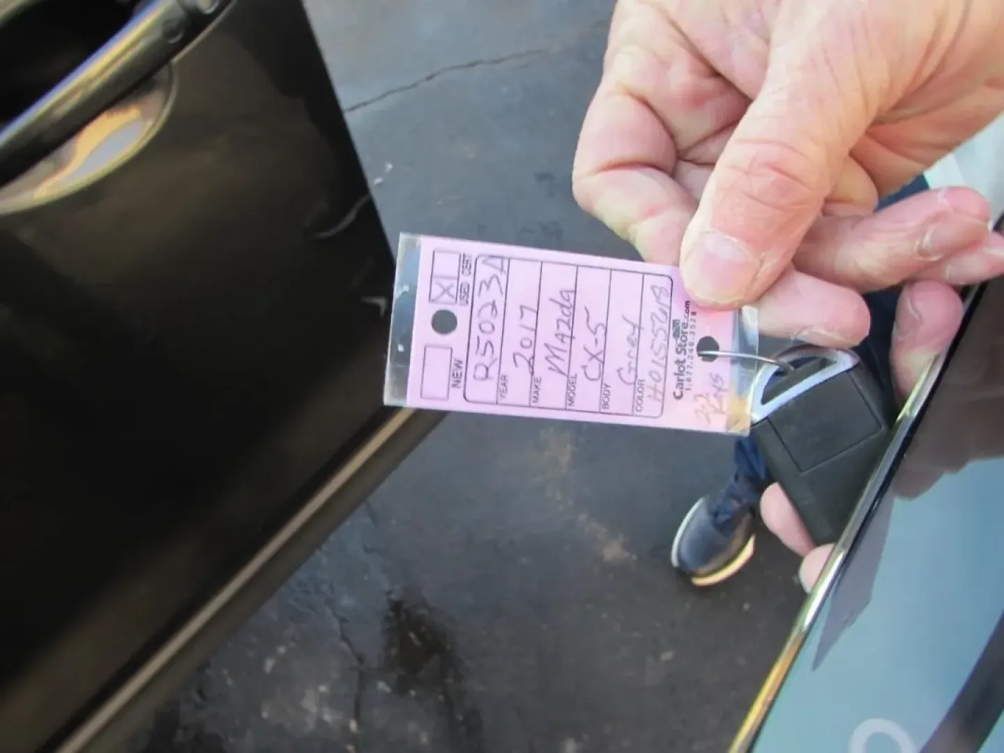 2017 /Black Mazda CX-5 Touring (JM3KFBCLXH0) with an Other engine, Automatic transmission, located at 12830 Highway 21, De Soto, MO, 63020, (636) 337-7777, 38.153099, -90.573624 - Are you searching for a versatile vehicle that can seamlessly blend into your busy lifestyle? Look no further than this stunning 2017 Mazda CX-5 Touring, available now at Pettus CDJR DeSoto. Located at 12830 Highway 21 in De Soto, MO, we are your trusted OEM dealership for quality used vehicles. Whe - Photo#8