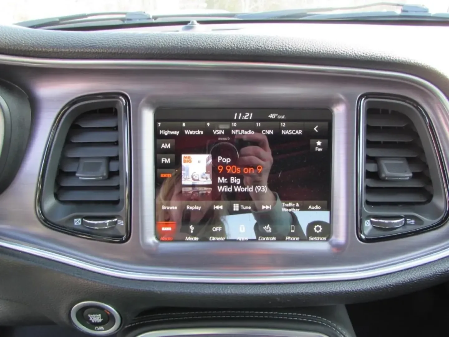 2018 /Black Dodge Challenger 392 Hemi Scat Pack Shaker (2C3CDZFJ0JH) with an 6.4L V8 OHV 16V engine, Manual/Standard transmission, located at 12830 Highway 21, De Soto, MO, 63020, (636) 337-7777, 38.153099, -90.573624 - **Unleash Your Inner Road Warrior with the 2018 Dodge Challenger at Pettus CDJR DeSoto!**<br /> <br /> Are you ready to elevate your driving experience? Whether you're cruising down scenic Highway 21 or navigating through the vibrant streets of De Soto, MO, the 2018 Dodge Challenger is your ticket t - Photo#19