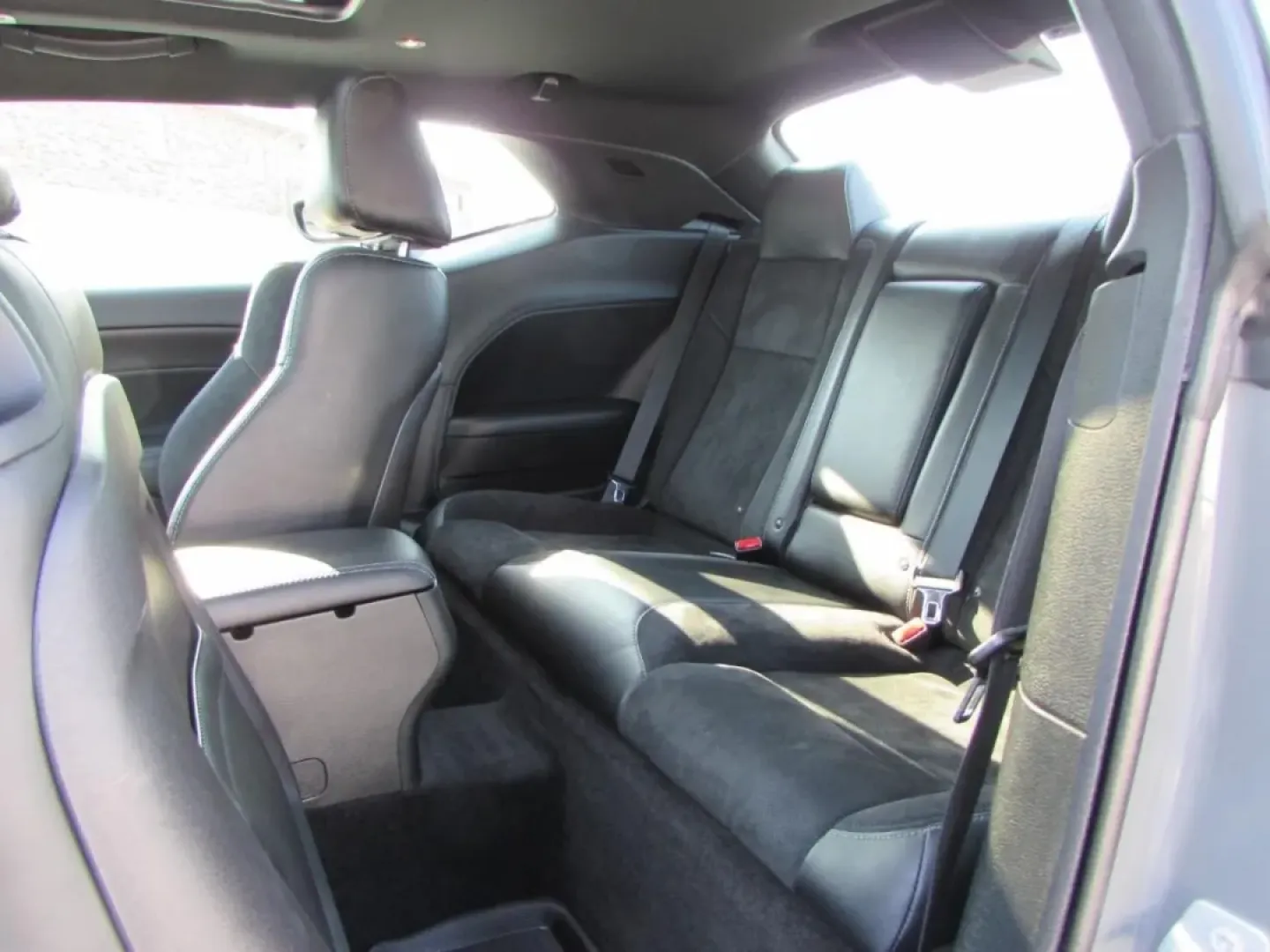 2018 /Black Dodge Challenger 392 Hemi Scat Pack Shaker (2C3CDZFJ0JH) with an 6.4L V8 OHV 16V engine, Manual/Standard transmission, located at 12830 Highway 21, De Soto, MO, 63020, (636) 337-7777, 38.153099, -90.573624 - **Unleash Your Inner Road Warrior with the 2018 Dodge Challenger at Pettus CDJR DeSoto!**<br /> <br /> Are you ready to elevate your driving experience? Whether you're cruising down scenic Highway 21 or navigating through the vibrant streets of De Soto, MO, the 2018 Dodge Challenger is your ticket t - Photo#27