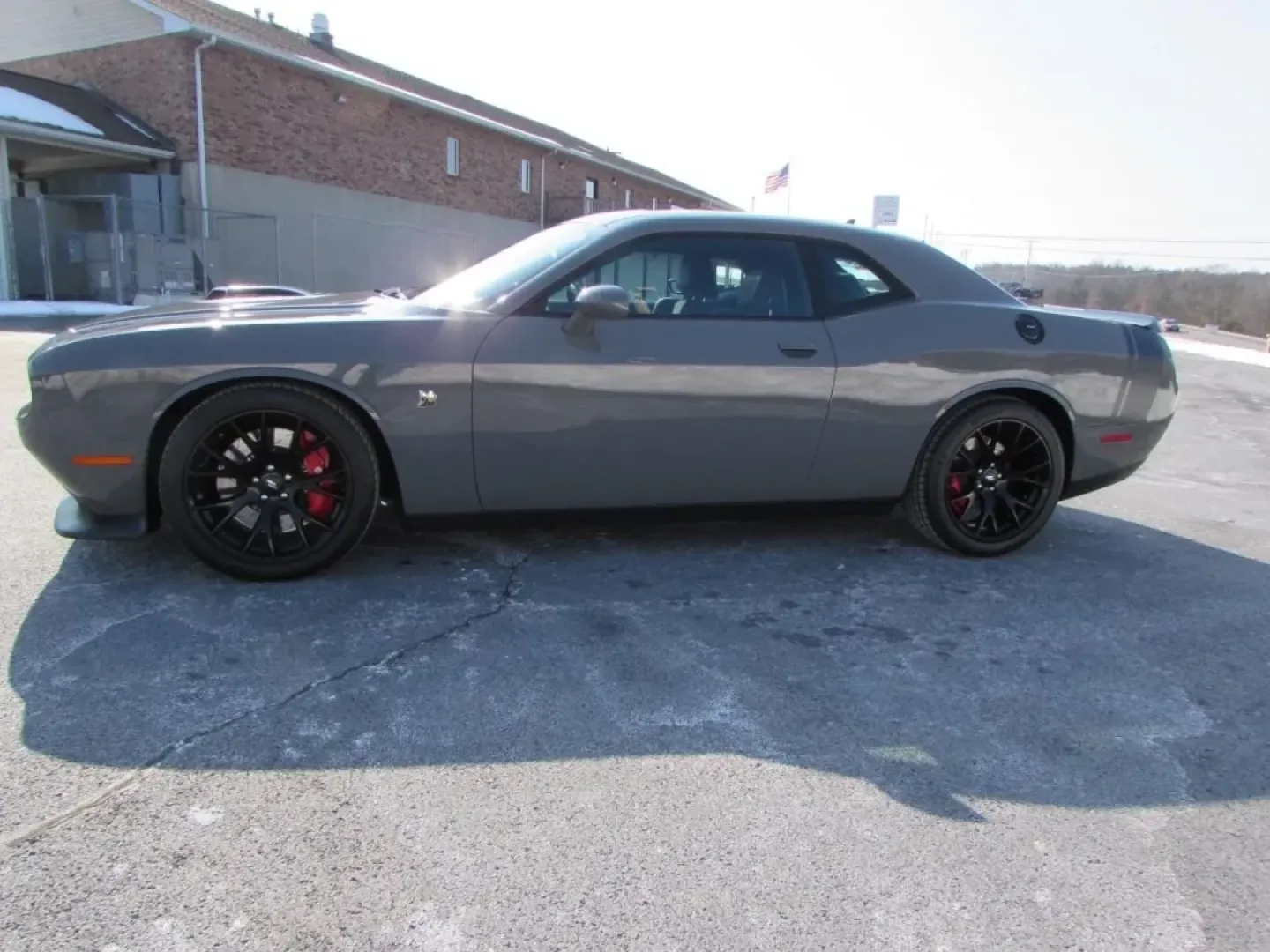2018 /Black Dodge Challenger 392 Hemi Scat Pack Shaker (2C3CDZFJ0JH) with an 6.4L V8 OHV 16V engine, Manual/Standard transmission, located at 12830 Highway 21, De Soto, MO, 63020, (636) 337-7777, 38.153099, -90.573624 - **Unleash Your Inner Road Warrior with the 2018 Dodge Challenger at Pettus CDJR DeSoto!**<br /> <br /> Are you ready to elevate your driving experience? Whether you're cruising down scenic Highway 21 or navigating through the vibrant streets of De Soto, MO, the 2018 Dodge Challenger is your ticket t - Photo#3